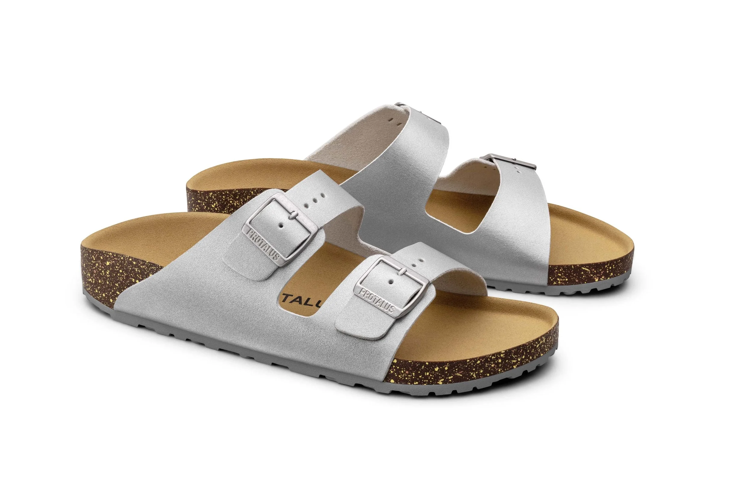 HO24_Protalus_Cascade-Sandals_Silver_3Q-Pair.jpg