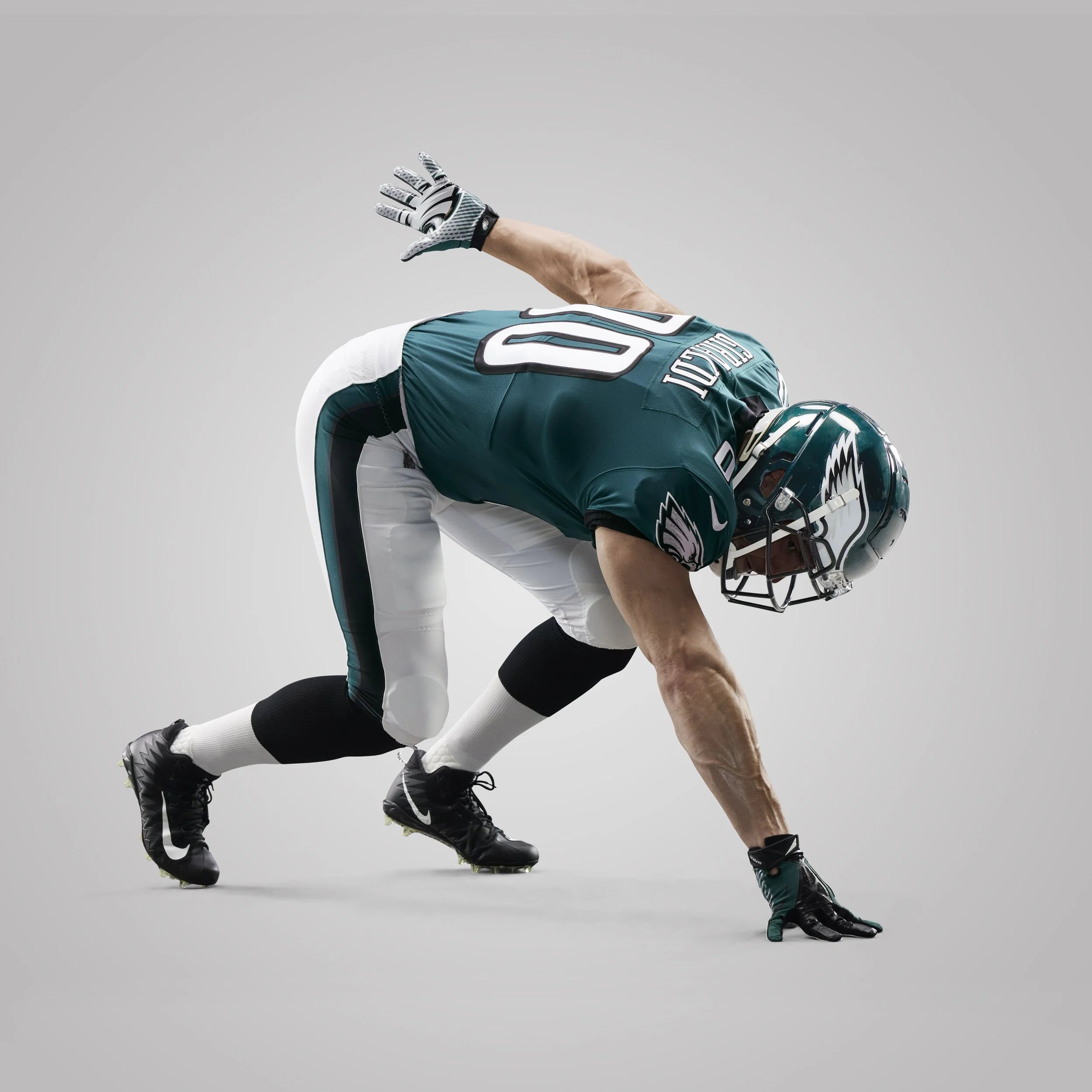 STUDIO_EAGLES_LB_31176_CL.jpg