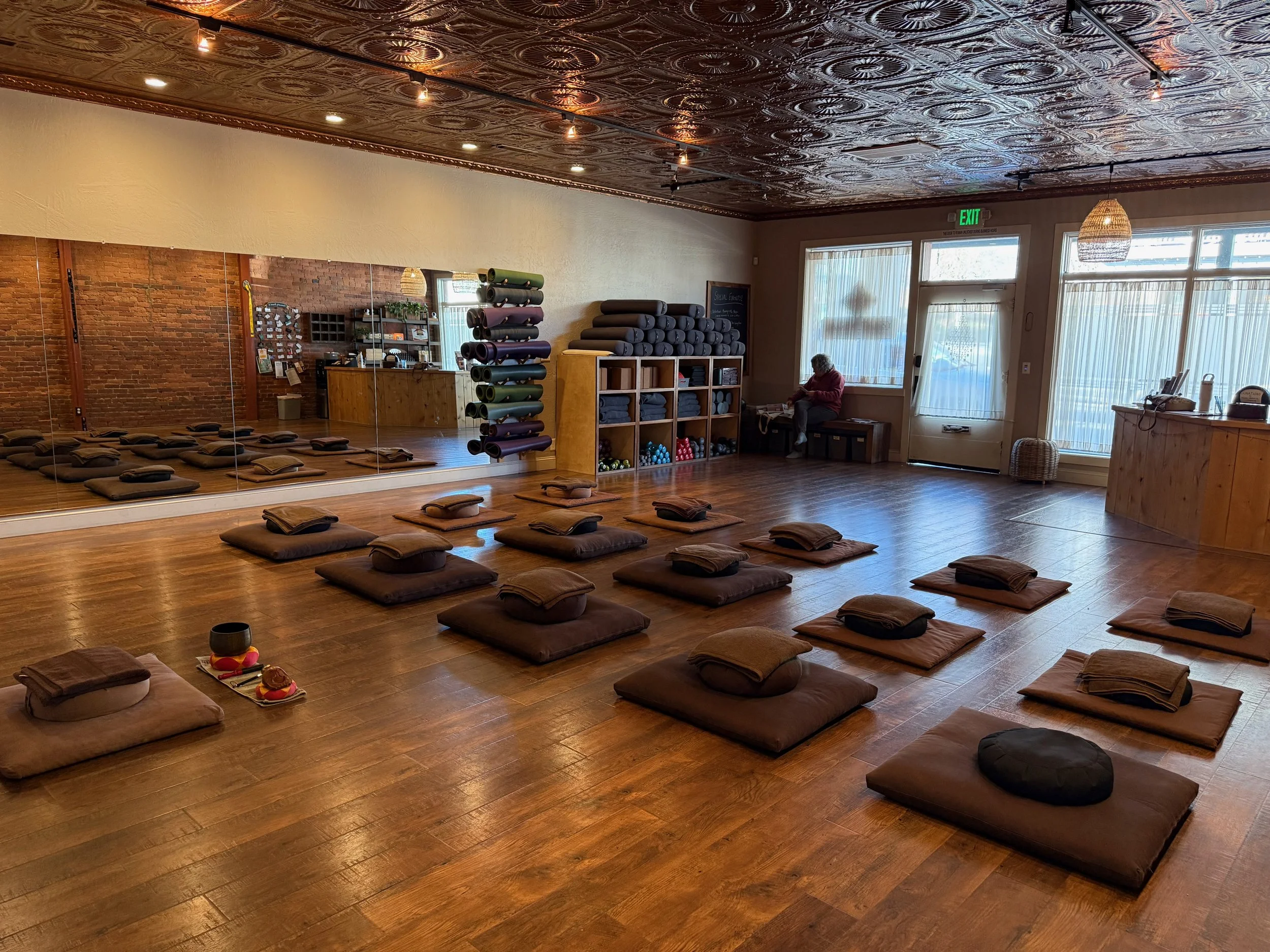 Sage and Tansy Wellness Studio setup for Chan Silent Illumination meditation group practice