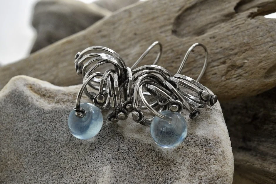 Aquamarine buttoned up earrings 09.jpeg