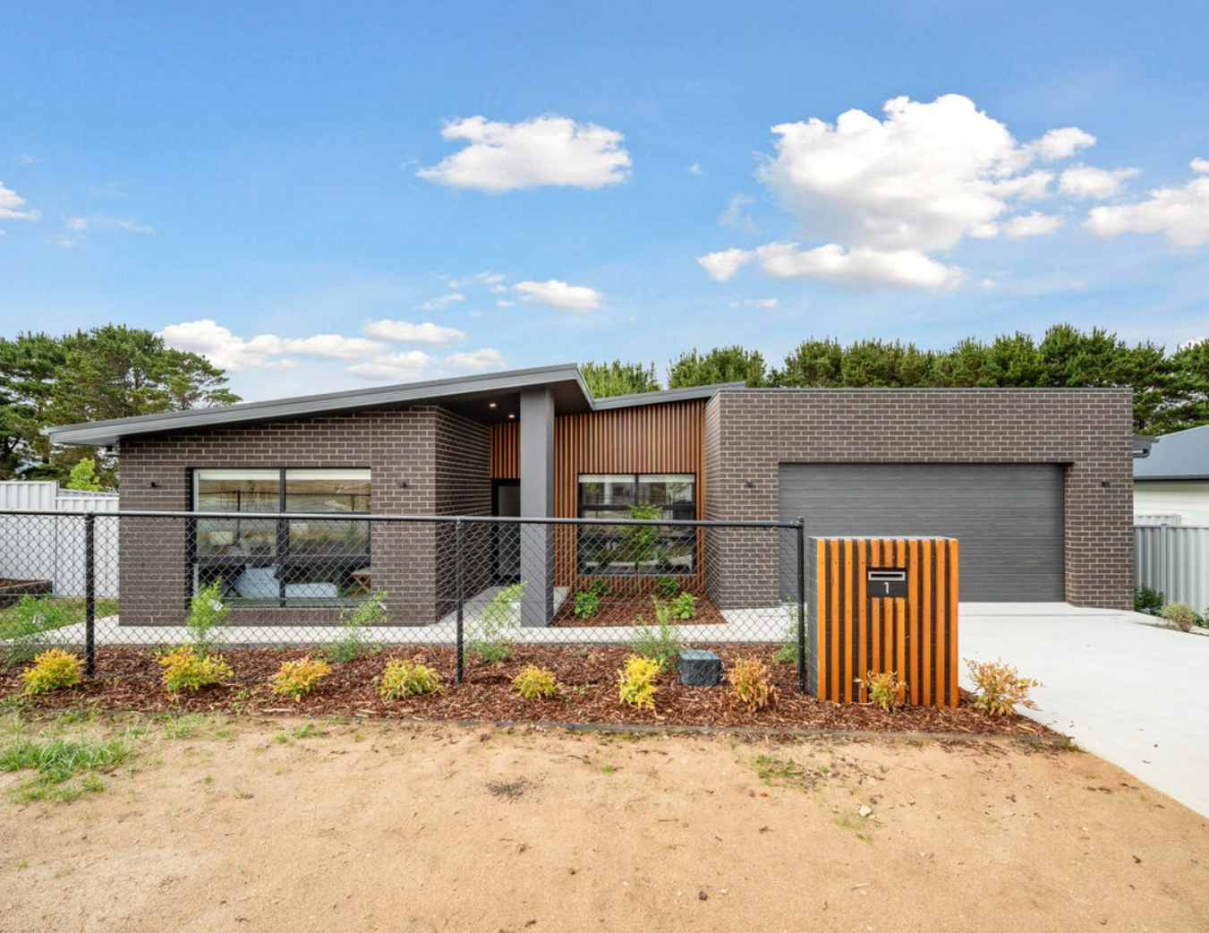 Bungendore House