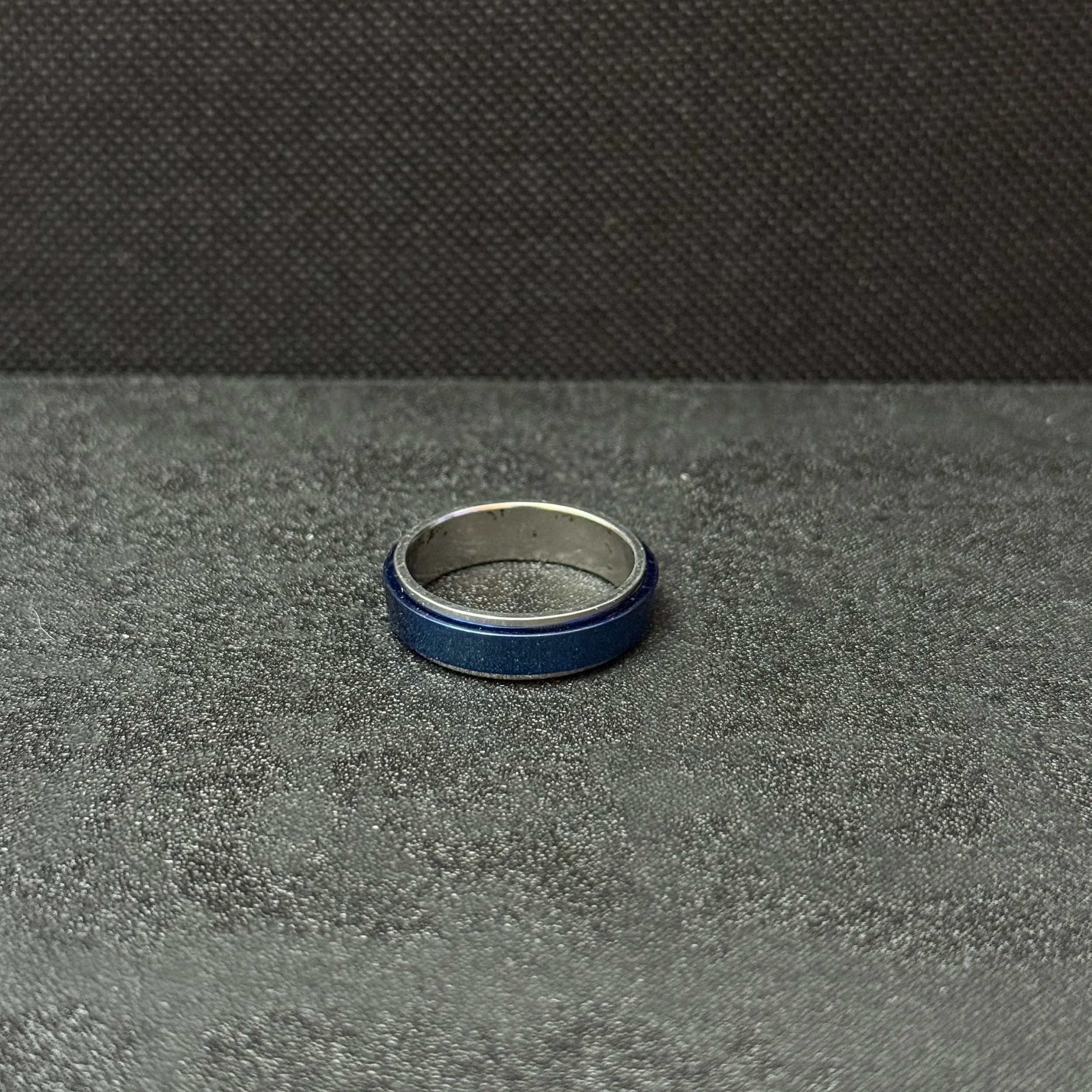 Silver Serenity Spinner Ring - Size 10