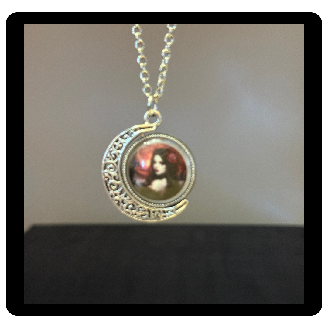 Vampiress Enchantment Fidget Necklace