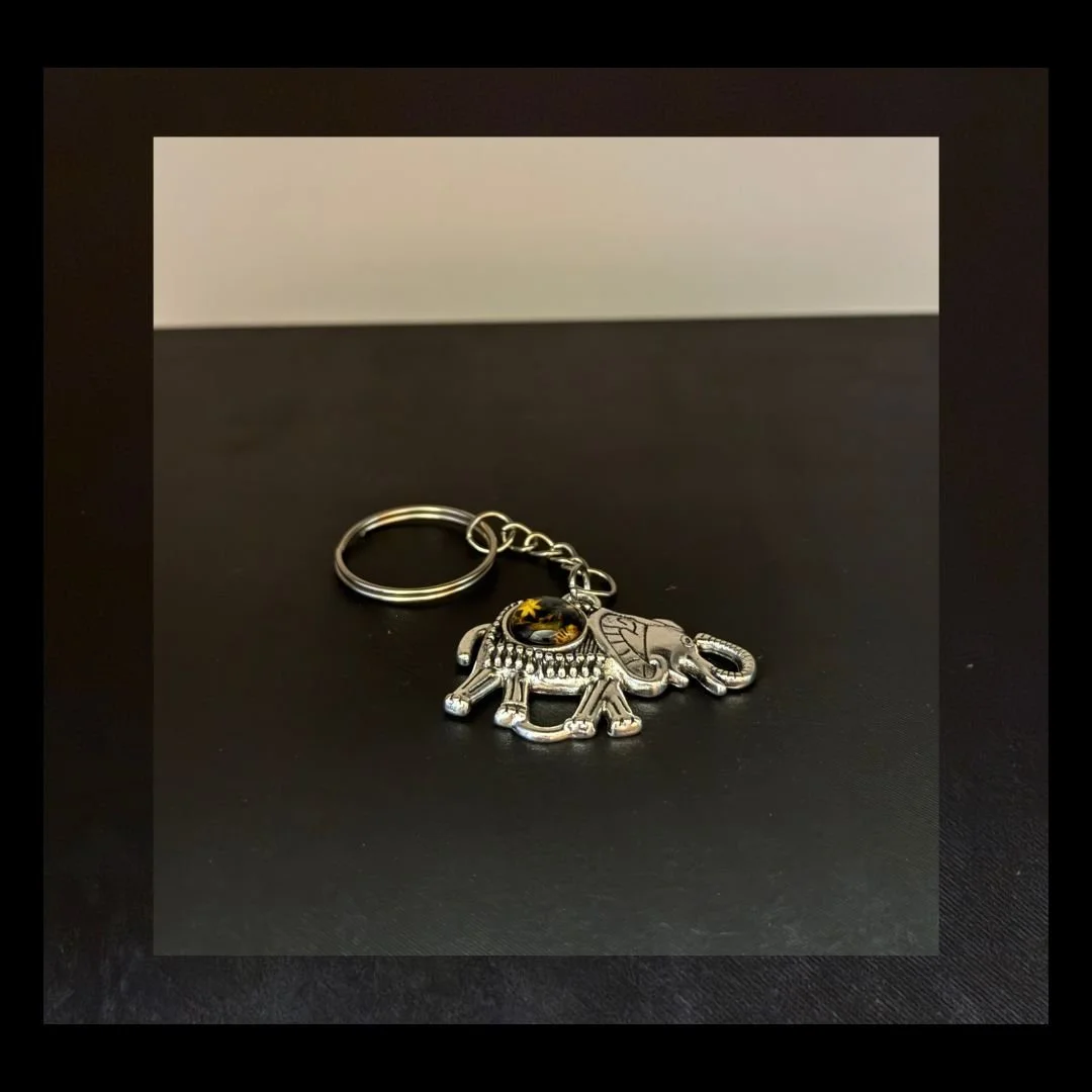 Untitled (1080 x 1080 px) (16).jpg