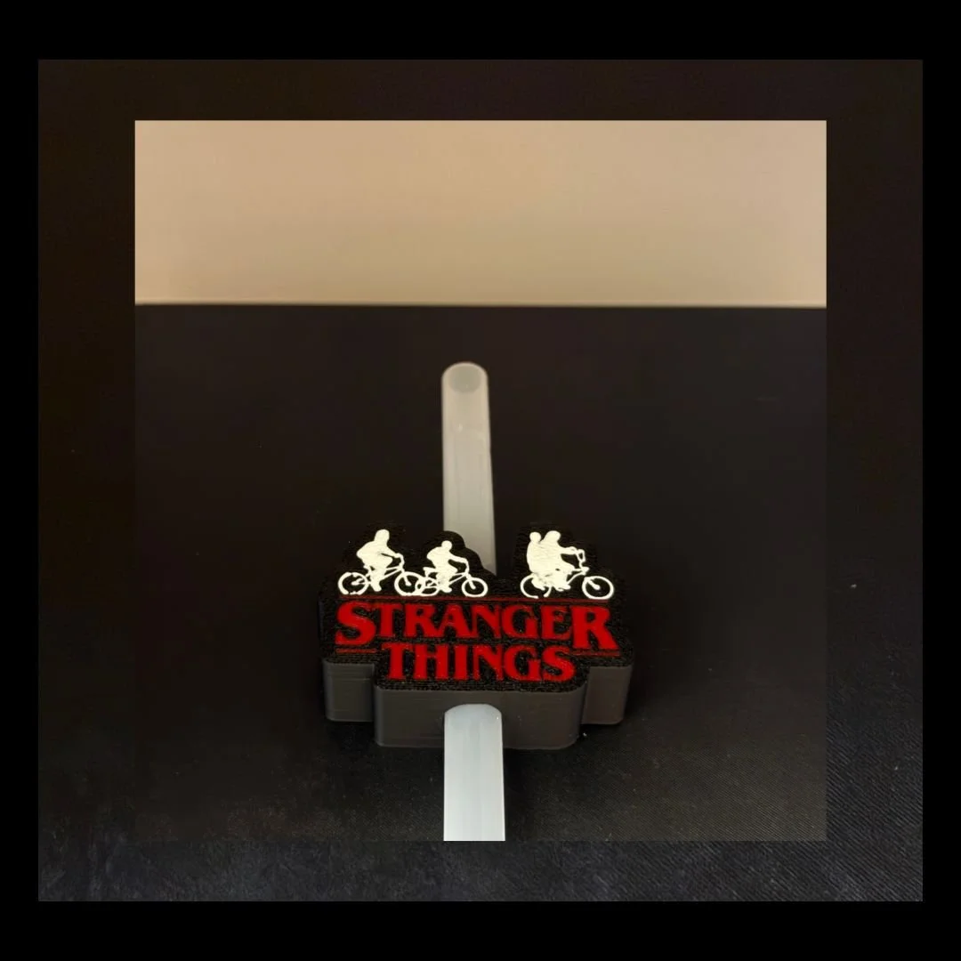 Iconic Straw Topper