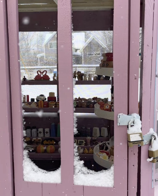 salt-pepper-snow.png