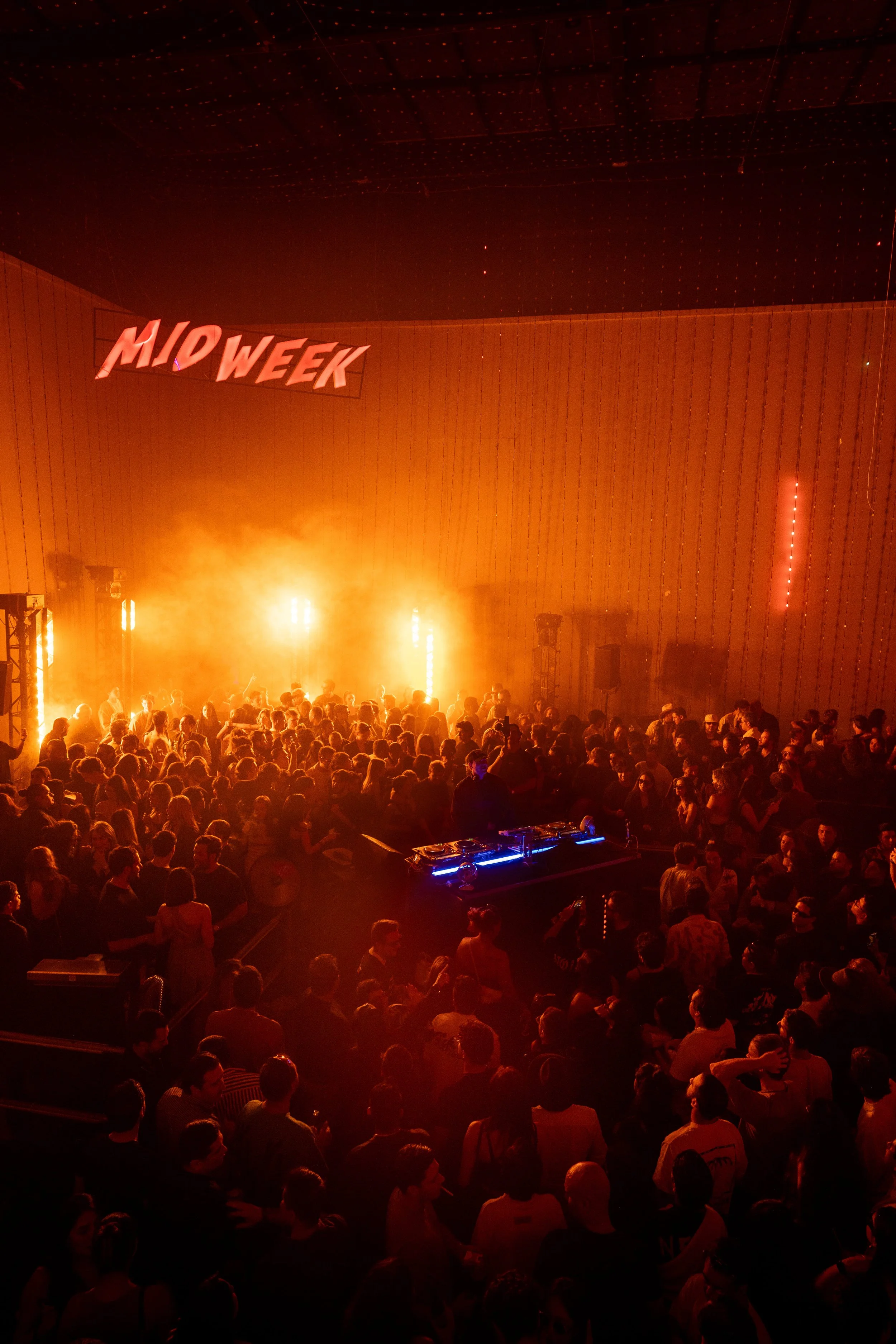 Marten Lou @ Midweek 3rd Anniv., Mexico City