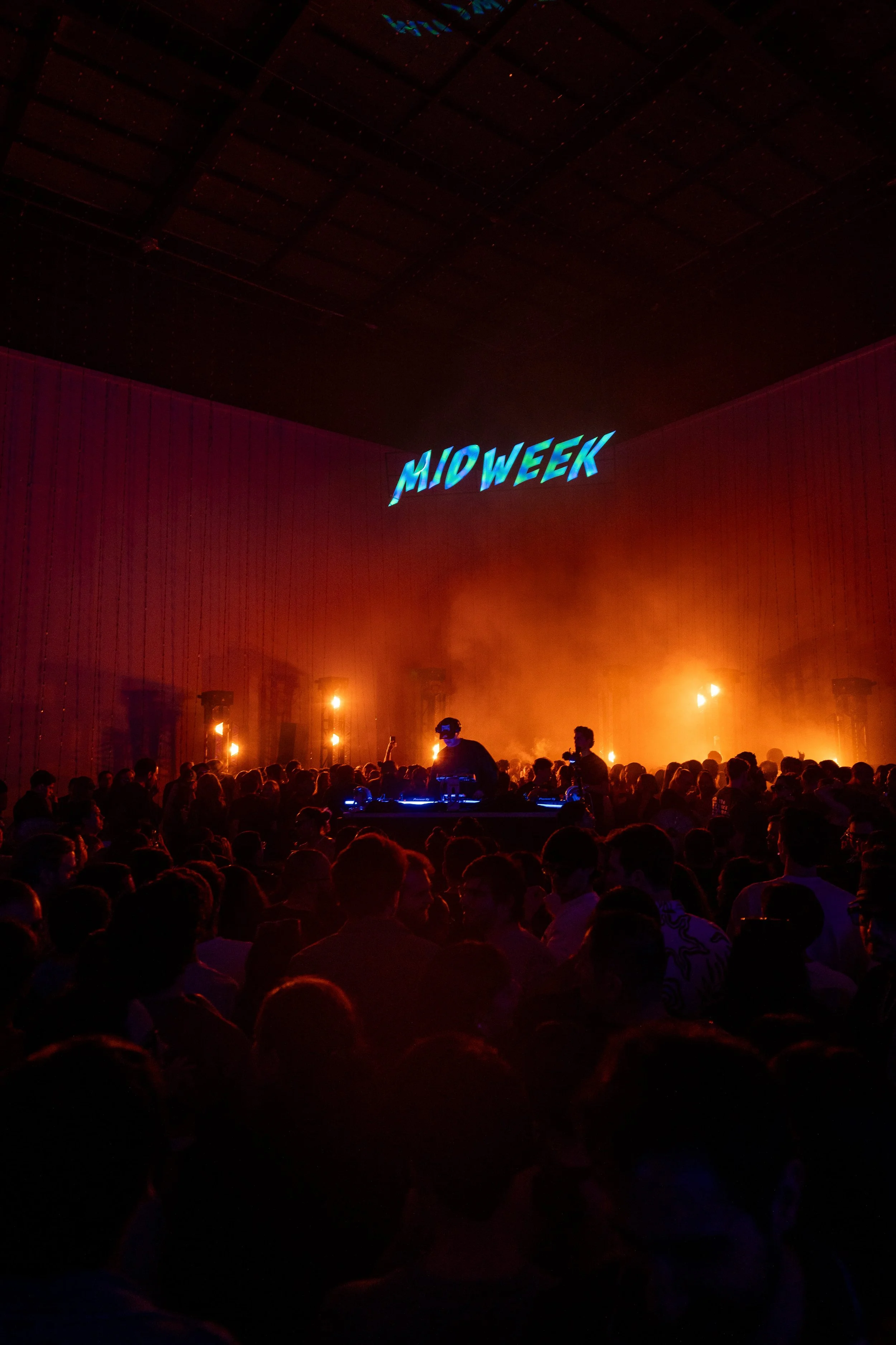 Marten Lou @ Midweek 3rd Anniv., Mexico City