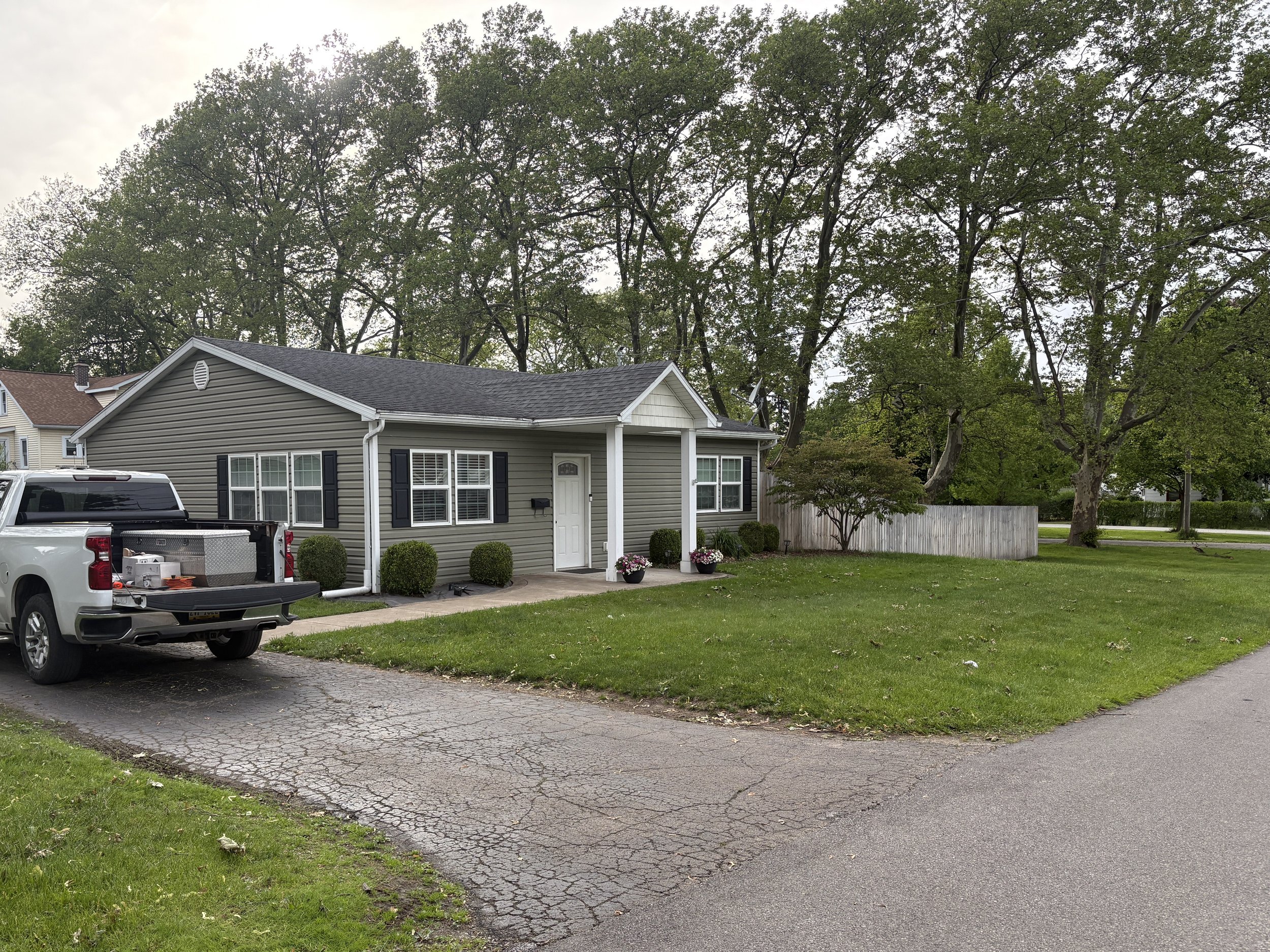 Private Residnce, Court Ave in Feasler Gardens, Model M02, originally Dove Gray