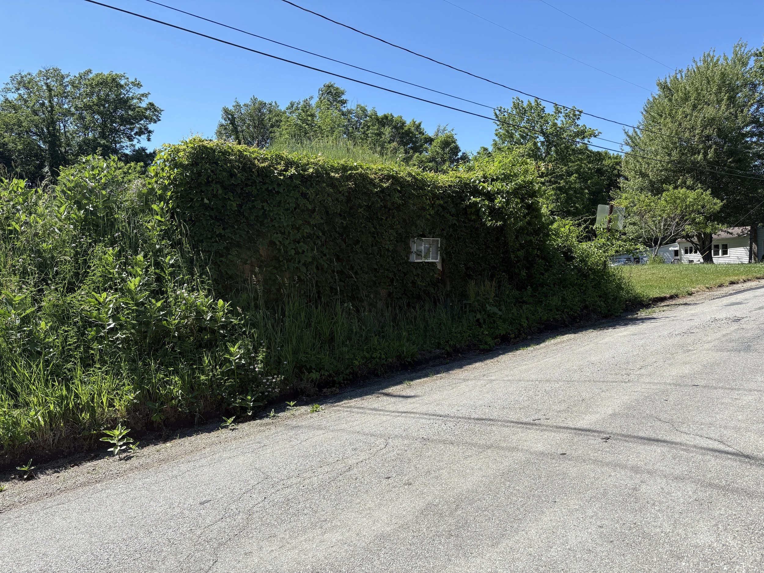 Underground House, Private Residence, Happy Valley Rd, East Springfield