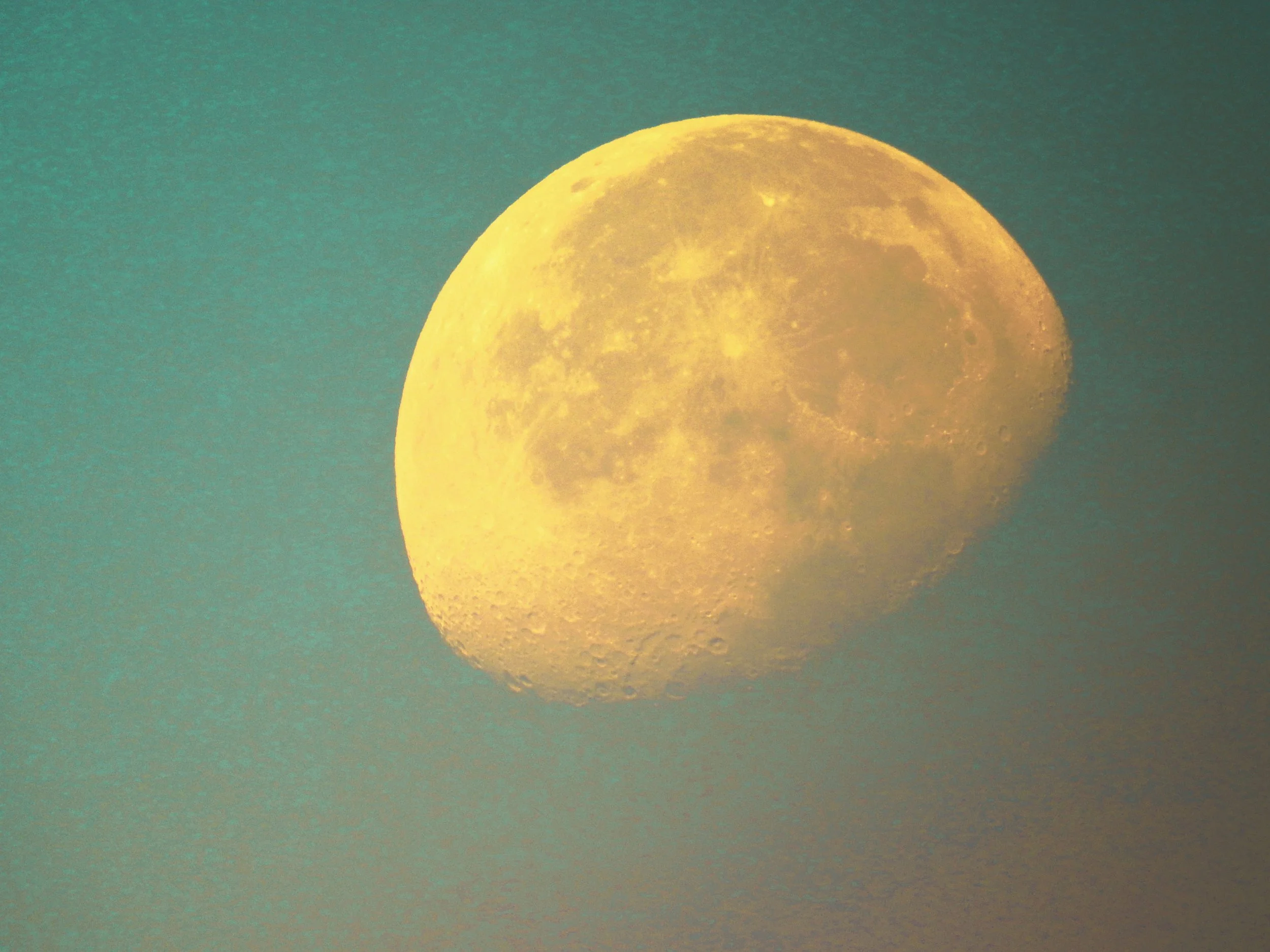 Detailed photograph of moon by Jenny Hartt. All rights reserved.