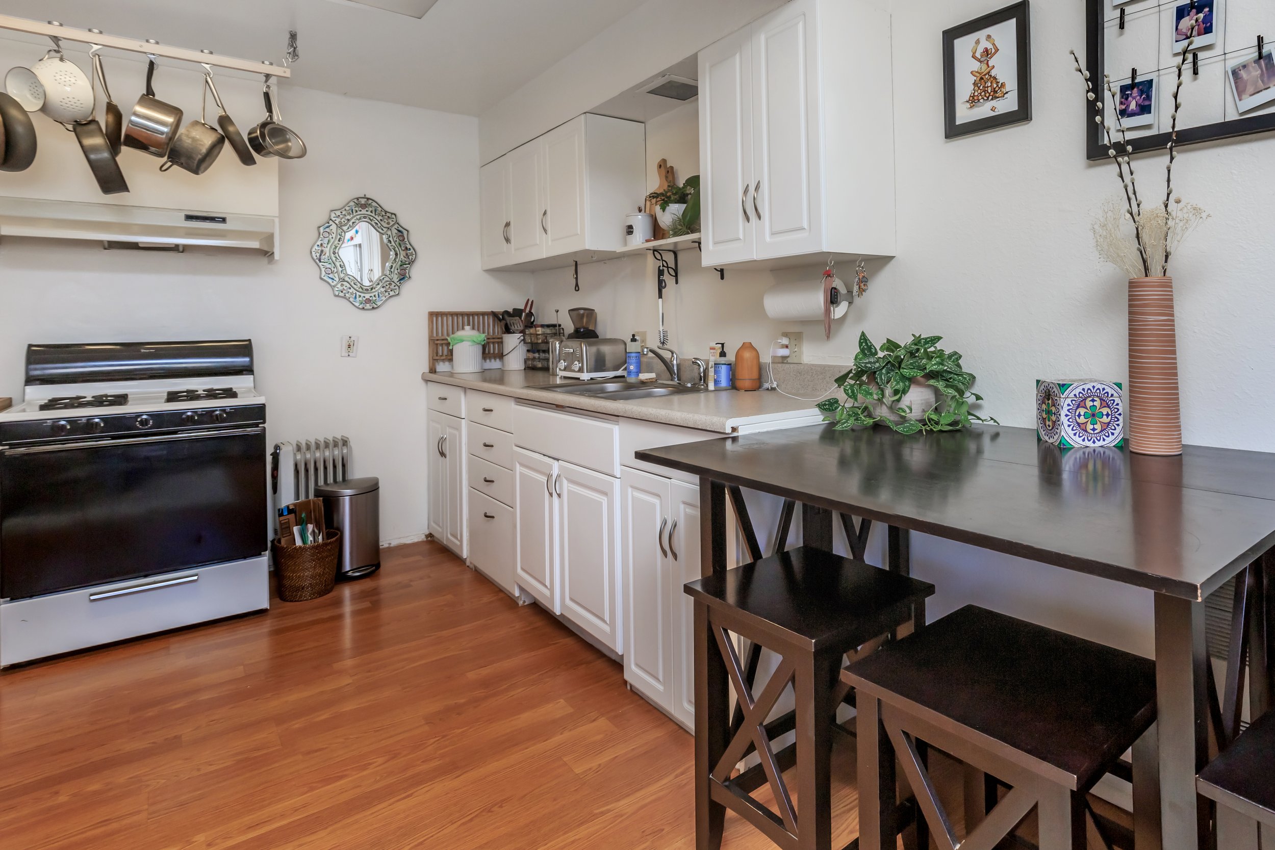 Unit 3 - 647 San Dieguito - 5.jpg