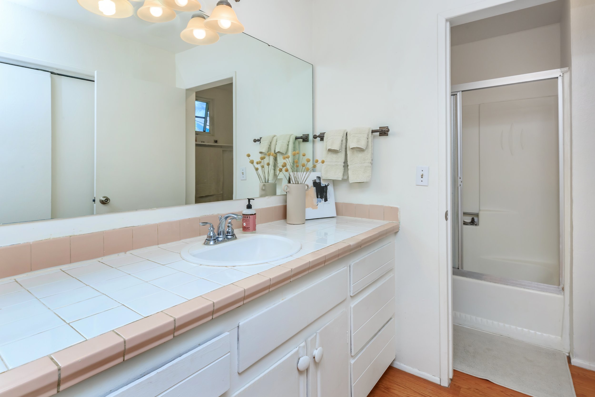 11 - Unit 3 - 647 San Dieguito .jpg
