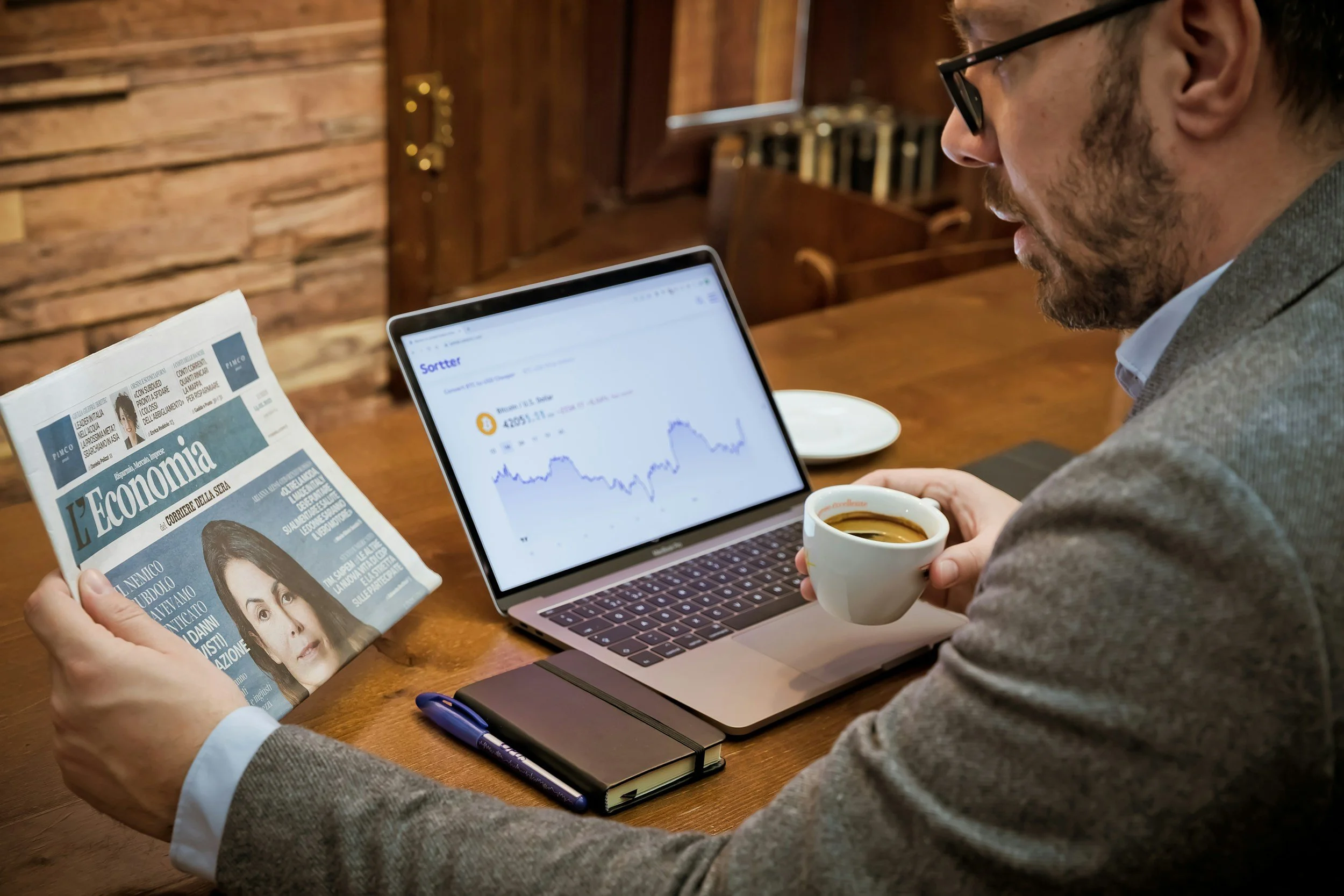 When to Hire a Fractional CMO for a B2B Company (and When to Wait)