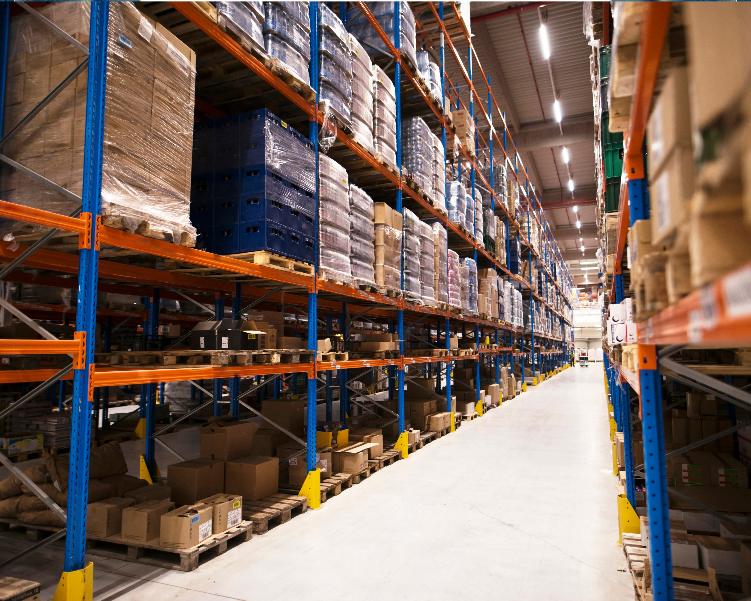 Log home page carousel image.png