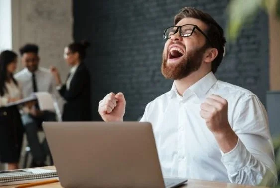 How to Maximize Cash Flow for Your SaaS Startup