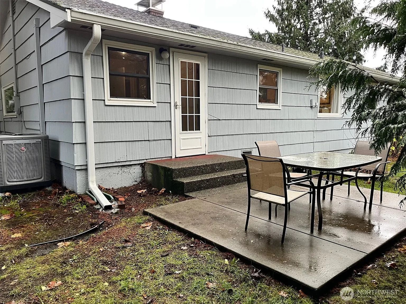 1501 Brunswick Patio.webp