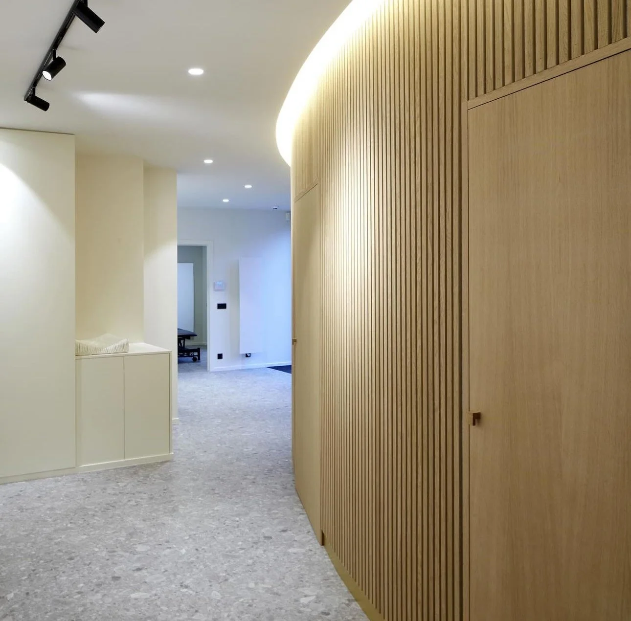 akustiline mürasummutav ribipaneel 25.jpg