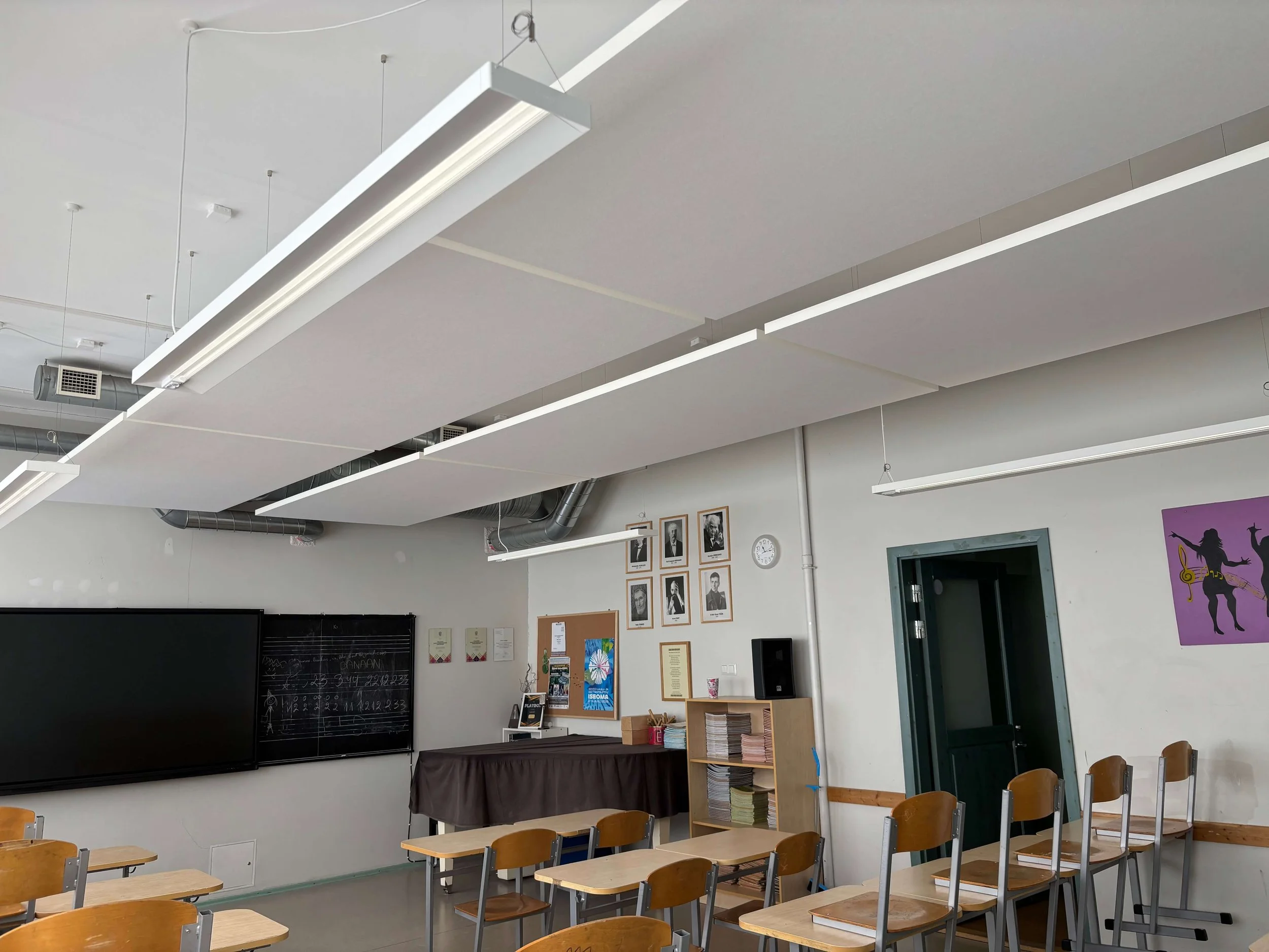 ecophon-akustiset kattopaneelit