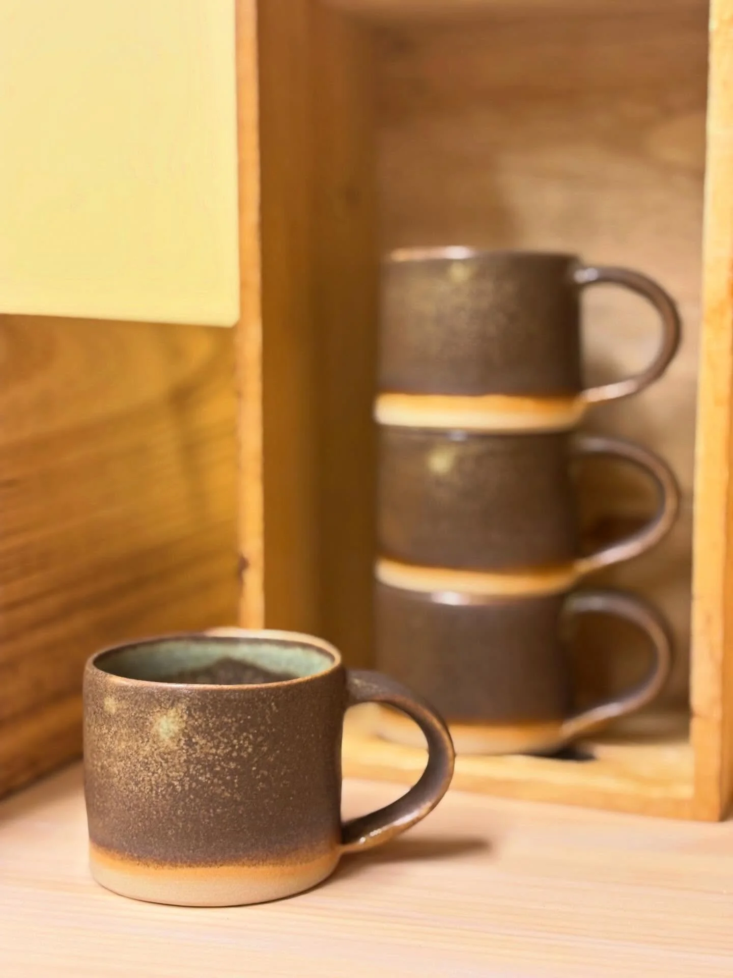 Espressokopper ☕️ 

H; ca. 5,5 cm
B; ca. 6 cm 

&bull;
&bull;
&bull;

#keramikk #handmade #norskprodusert #norge #norway