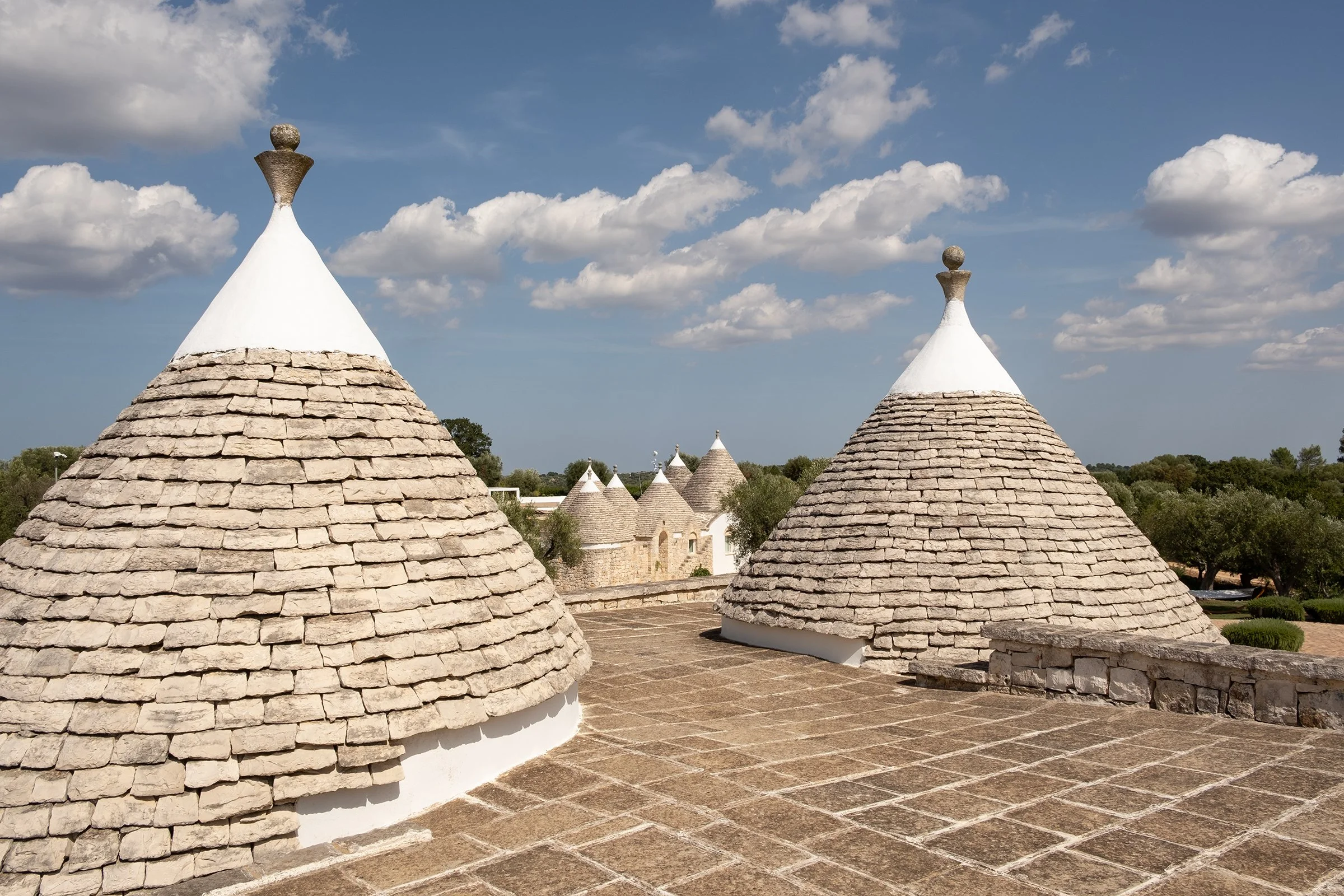 Trulli_Andrea_esterni_+_contrasto_SEPT25_25.jpg