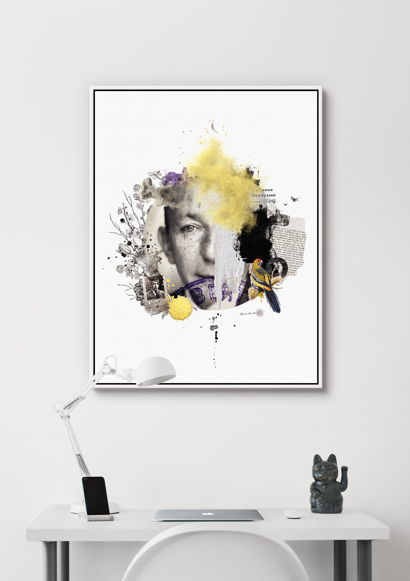 Une œuvre d'art abstraite représentant Jean Dorat, combinant divers éléments comme de la peinture, des images en noir et blanc, et des motifs colorés, avec un tableau blanc en arrière-plan dans un espace minimaliste. Mixed Media Art