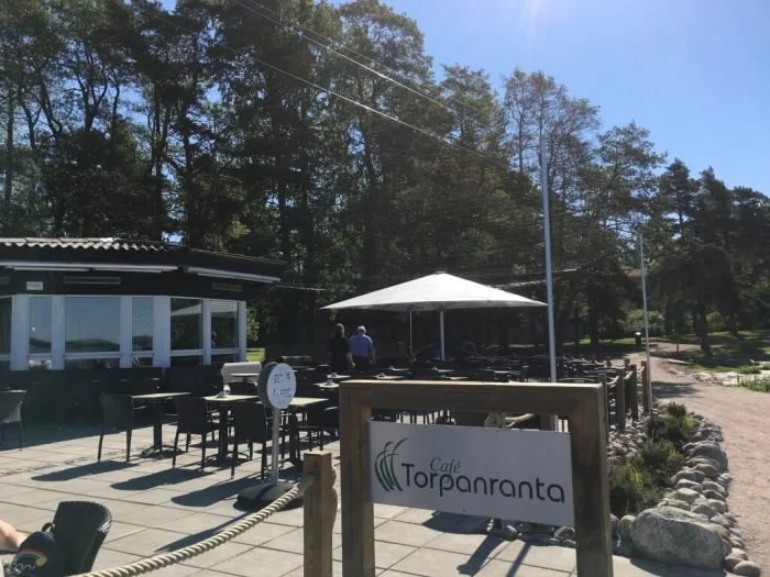 Uusi Pestes- terassin-suojaus-lokeilta-2.jpg