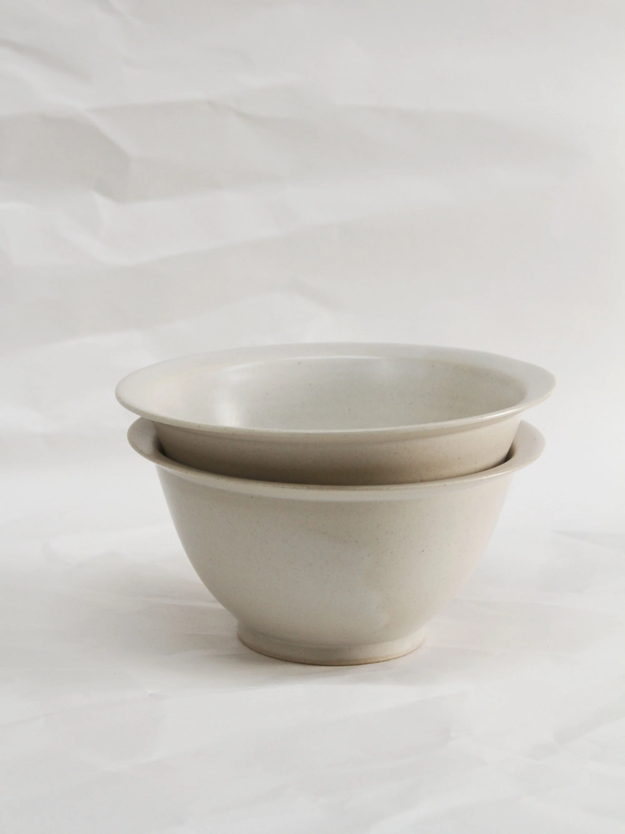 rimmed-bowls-deep.jpg