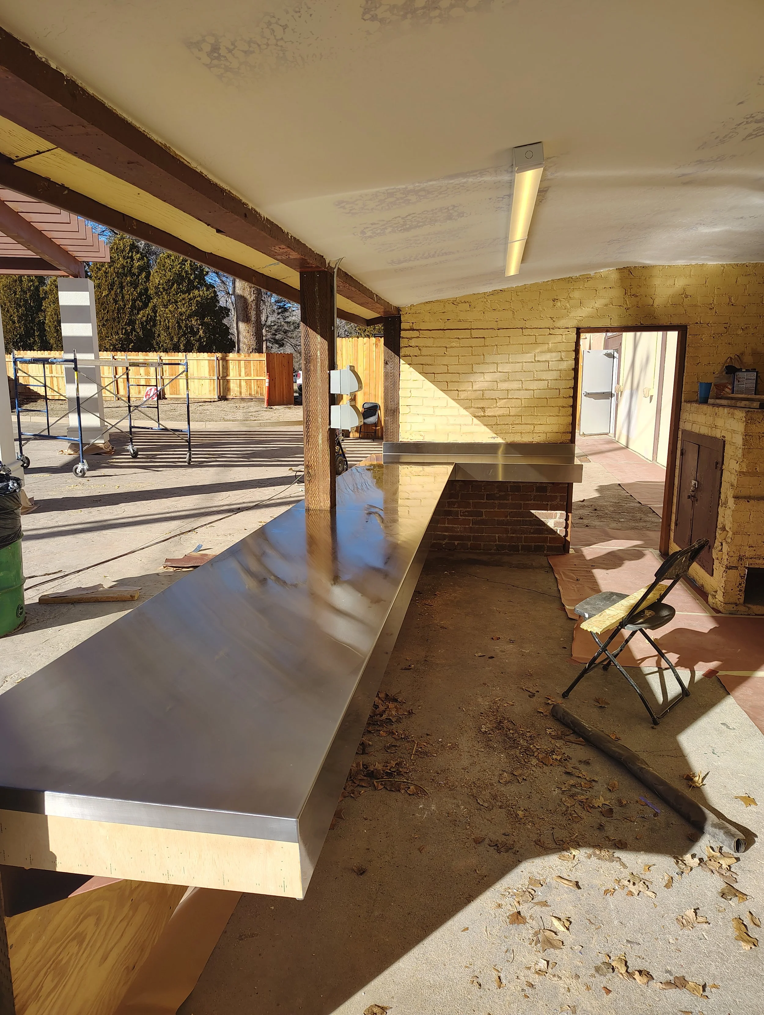 Stainless steel countertop