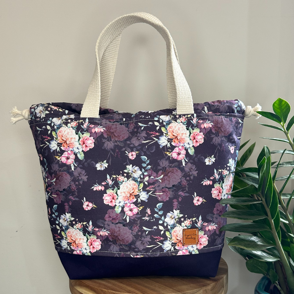 Crystal Cat Stitchery Project Bag - Shadow Garden