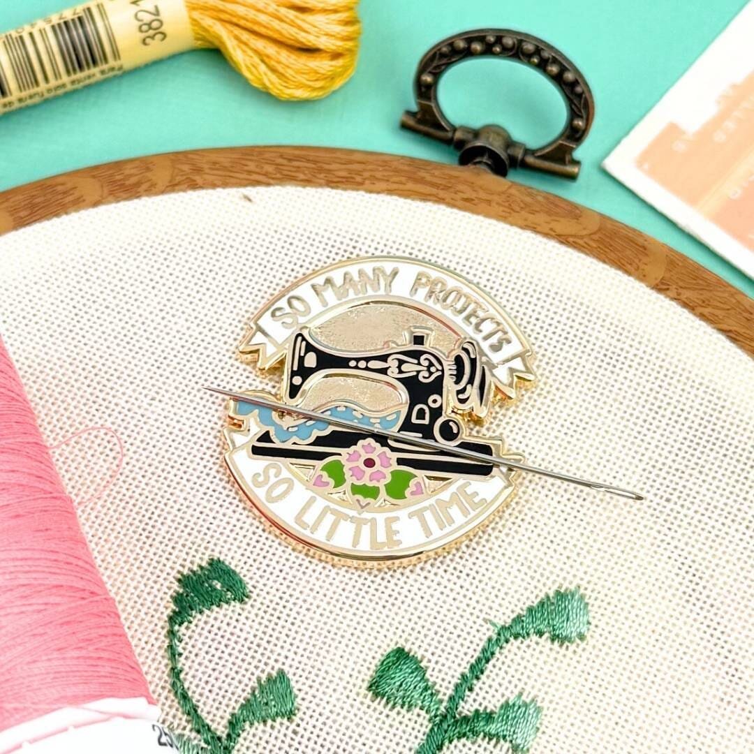 Jubly-Umph Needle Minder - So Many Projects So Little Time