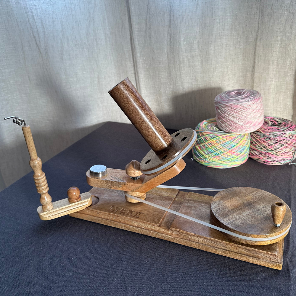 LYKKE Jumbo Yarn Winder - Mango Wood