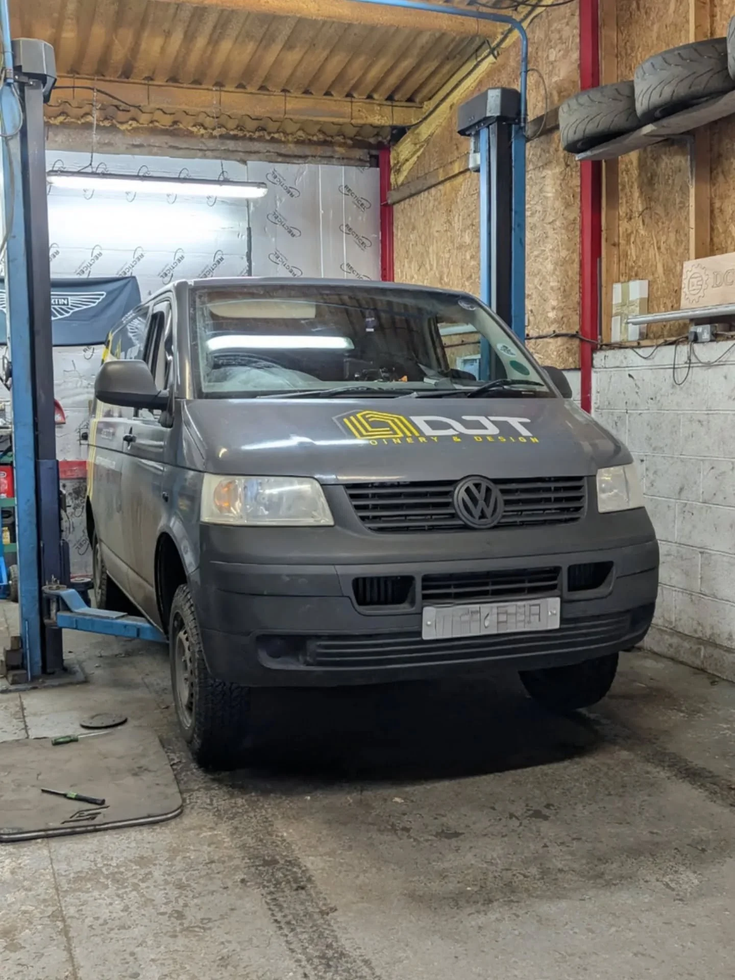 Had @djt_joinery_and_design in this week to sort out a suspension noise , found the top mounts and drop links to be at fault. Stripped and fitted with new parts and now she sounds sweet! Nice job to do! 

If you have any problems with your car / need