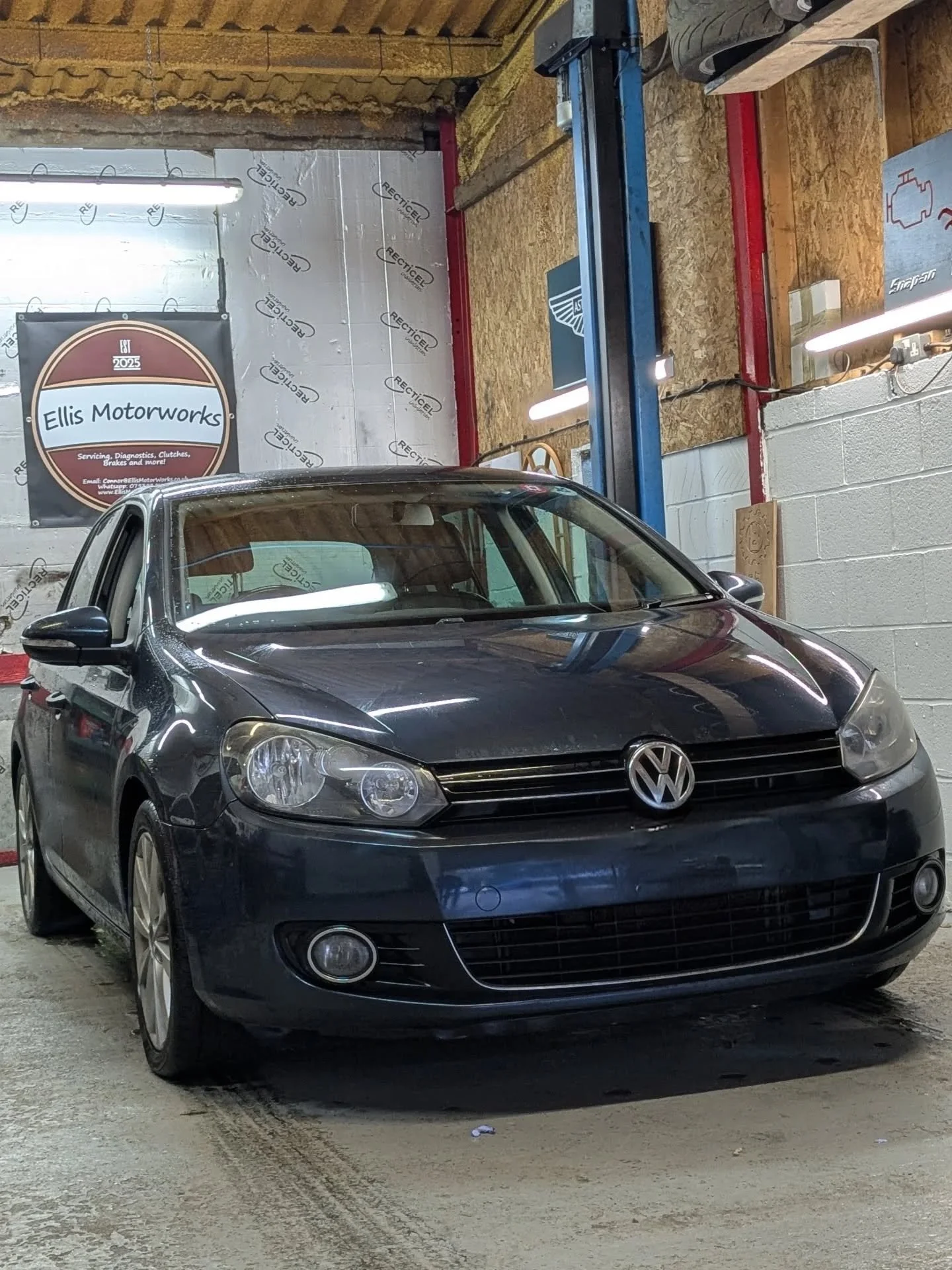 Had this Volkswagen Golf in during the week for an engine management light, glow plugs light and a lack of power! Code scan showed the EGR Valve to be stuck closed .. and open .. basically the egr valve had coked up and failed. The EGR being stuck op