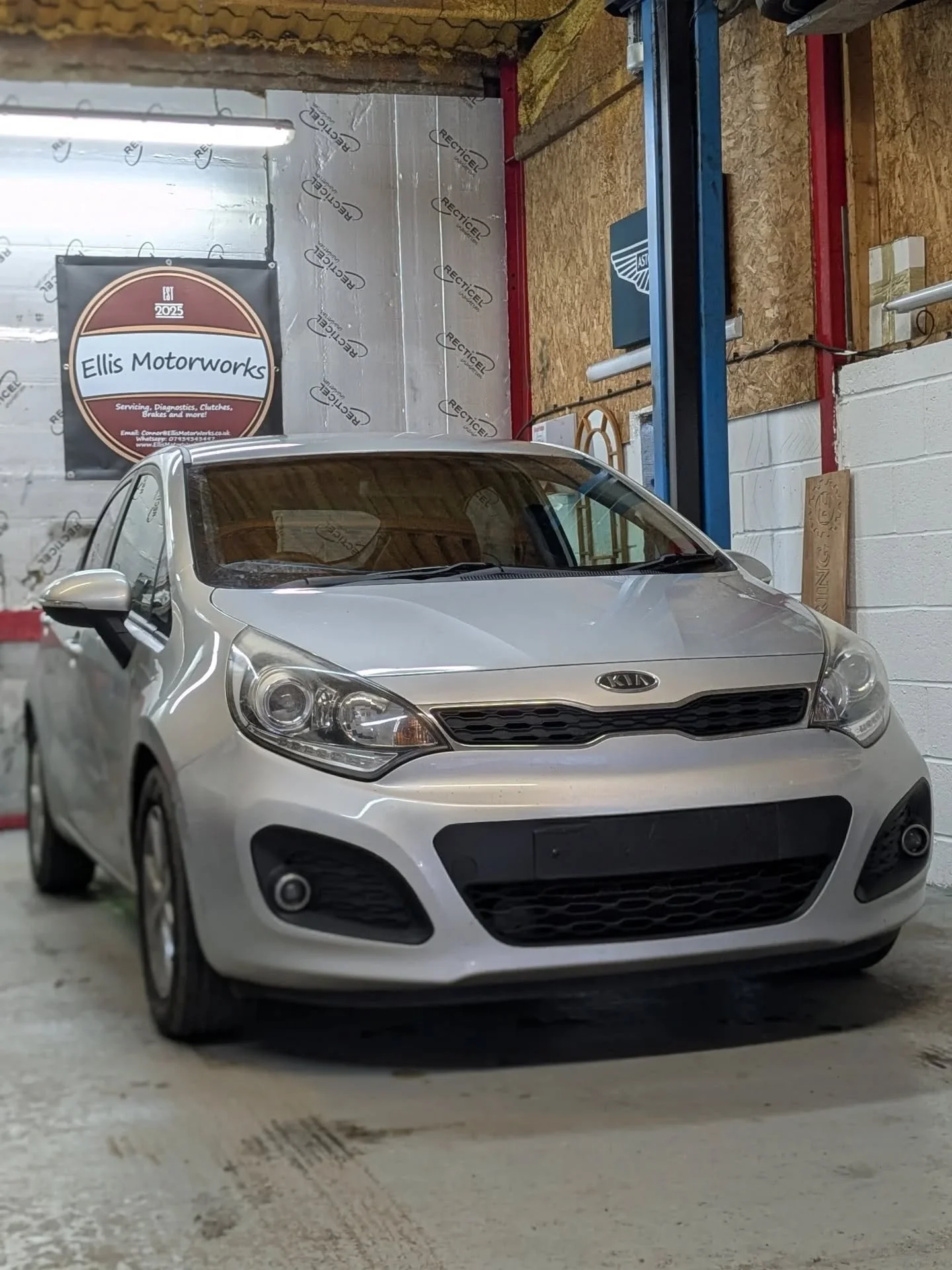 Had this Kia Rio last week in for a clutch! 
The vehicle was new to the customer and felt the clutch pedal was hard and there was a squeak when being operated. Previously the customer was told elsewhere that it was a seized clutch fork.
 I explained 