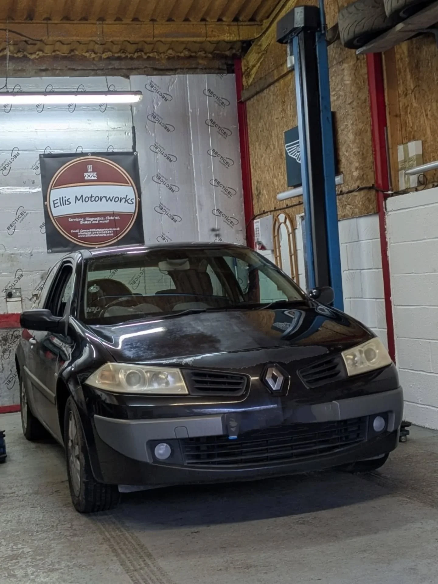 This Renault Megane came in for a full service, during the inspection stage I found that one of the inner steering joints had excessive play. Spoke to the customer prior to carrying out the service. Got the new part sent up whilst servicing the vehic