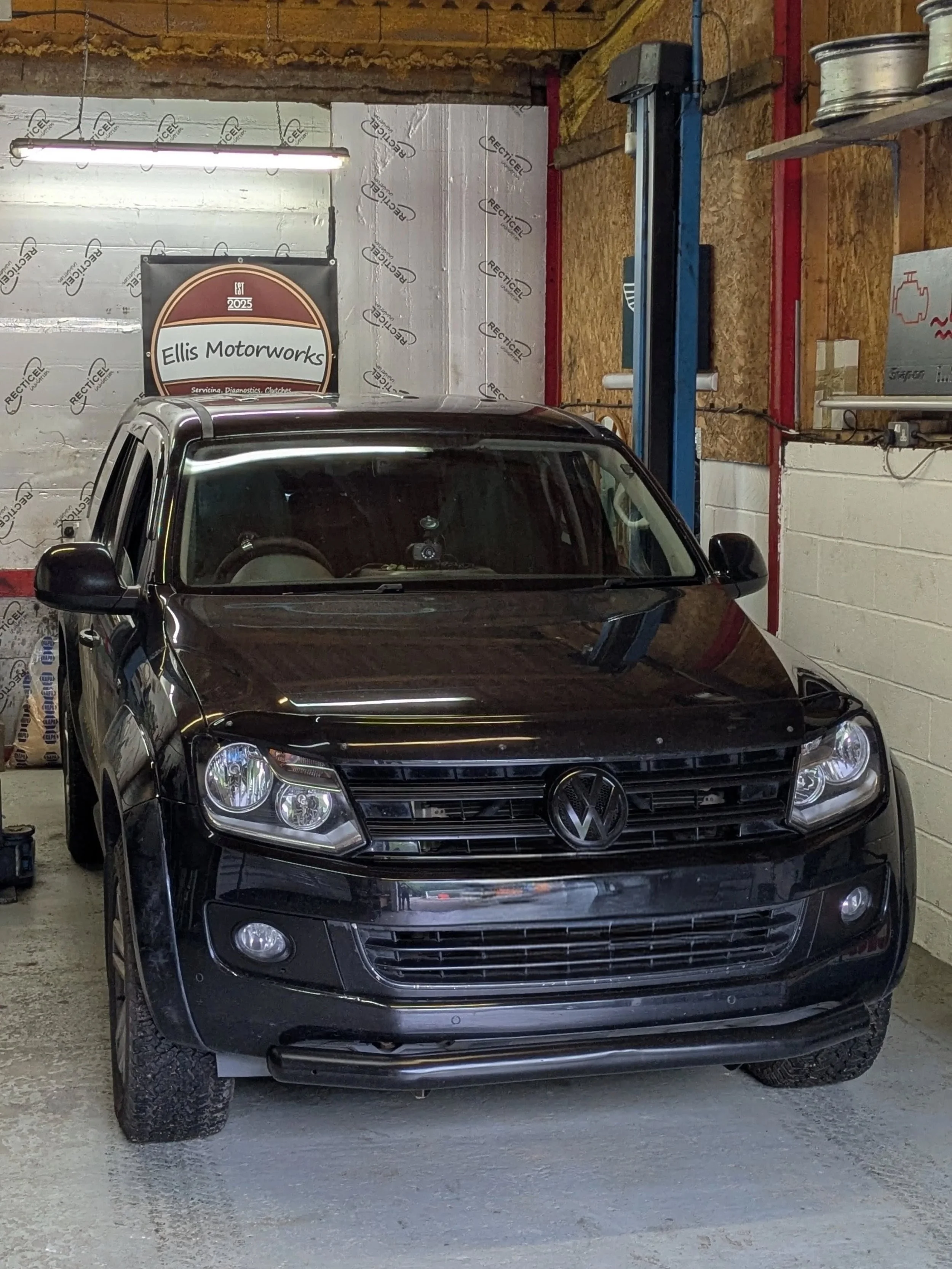 Had the pleasure of having @djt_joinery_and_design work truck in last Friday for a new auxiliary belt, tensioner and idle pulley! Other pulleys were checked and all in good condition! Along with a rear brake adjustment.
Always a pleasure carrying out
