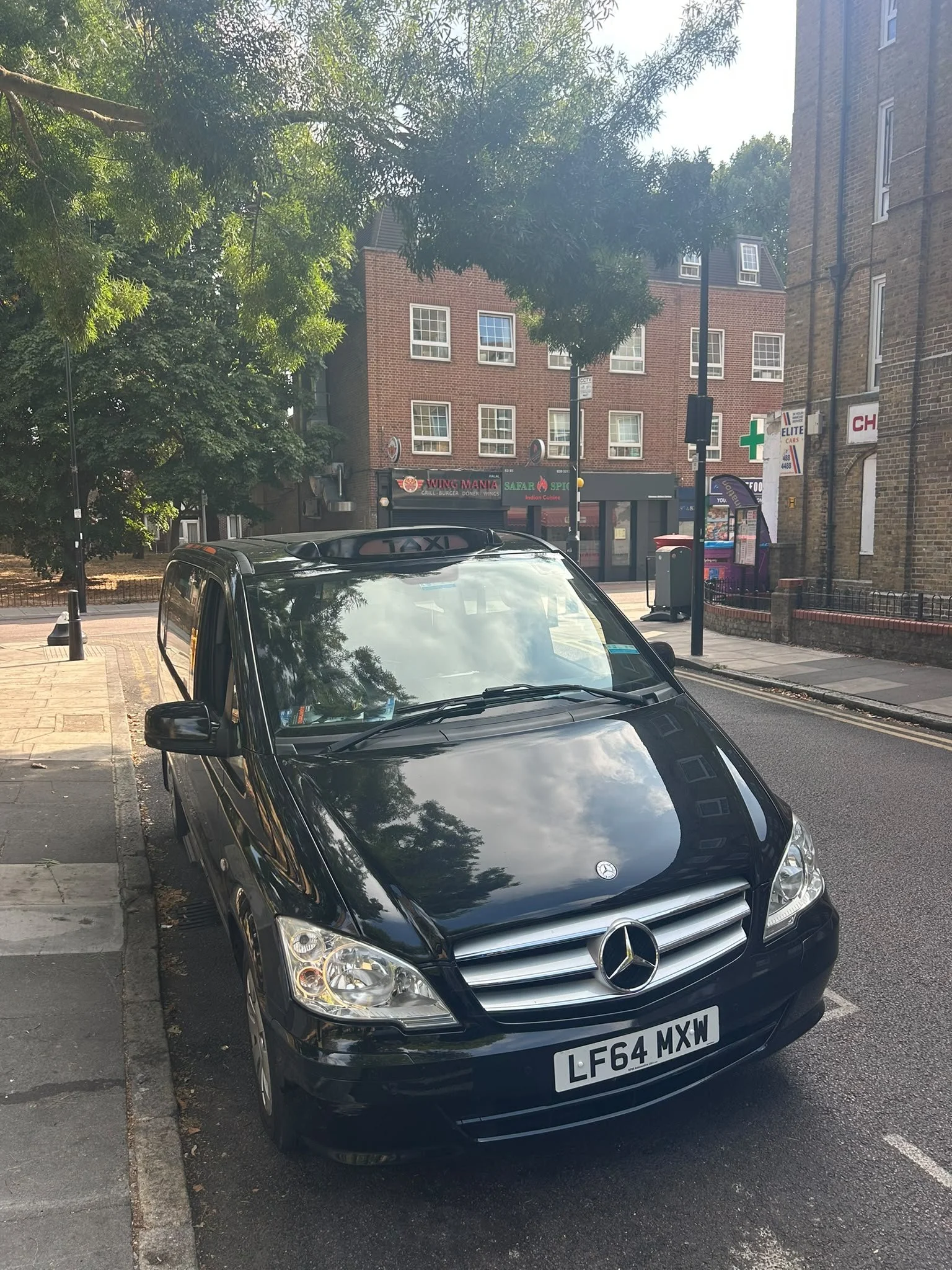 Mercedes-Benz Vito Taxi EU5 Year: 2014 Mileage: 308, 764 Colour: Black Price: £2,995