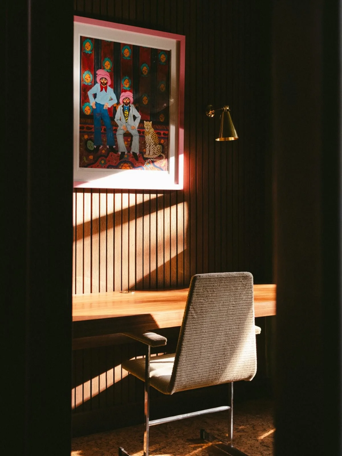 Spring is springing in all corners of Villa Vista - even the office has that glow 💫