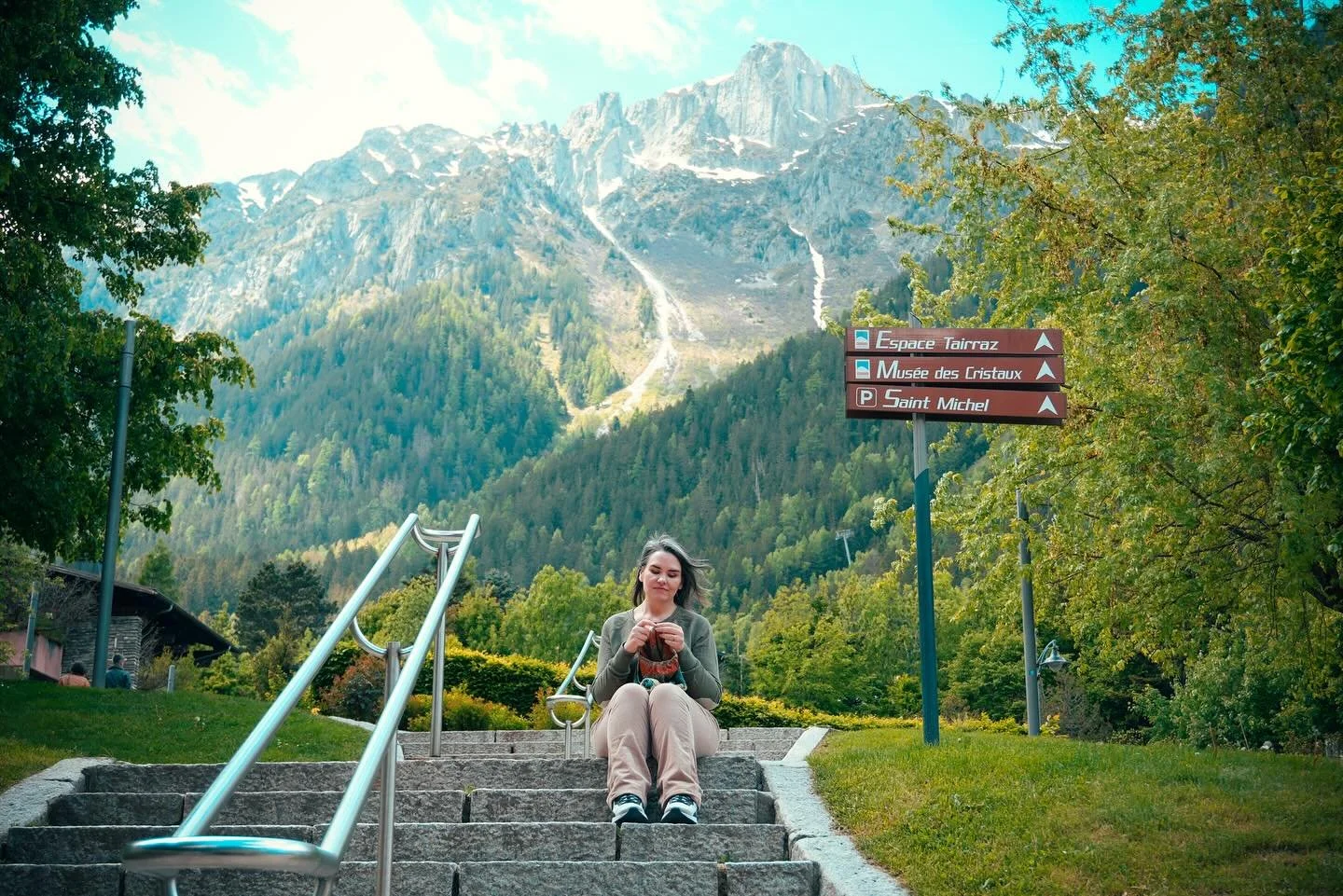 Happy worldwide knit in public day!!
#knitting #knitstagram #wwkipd #knitinpublic #knittersgonnaknit @makermarkknits