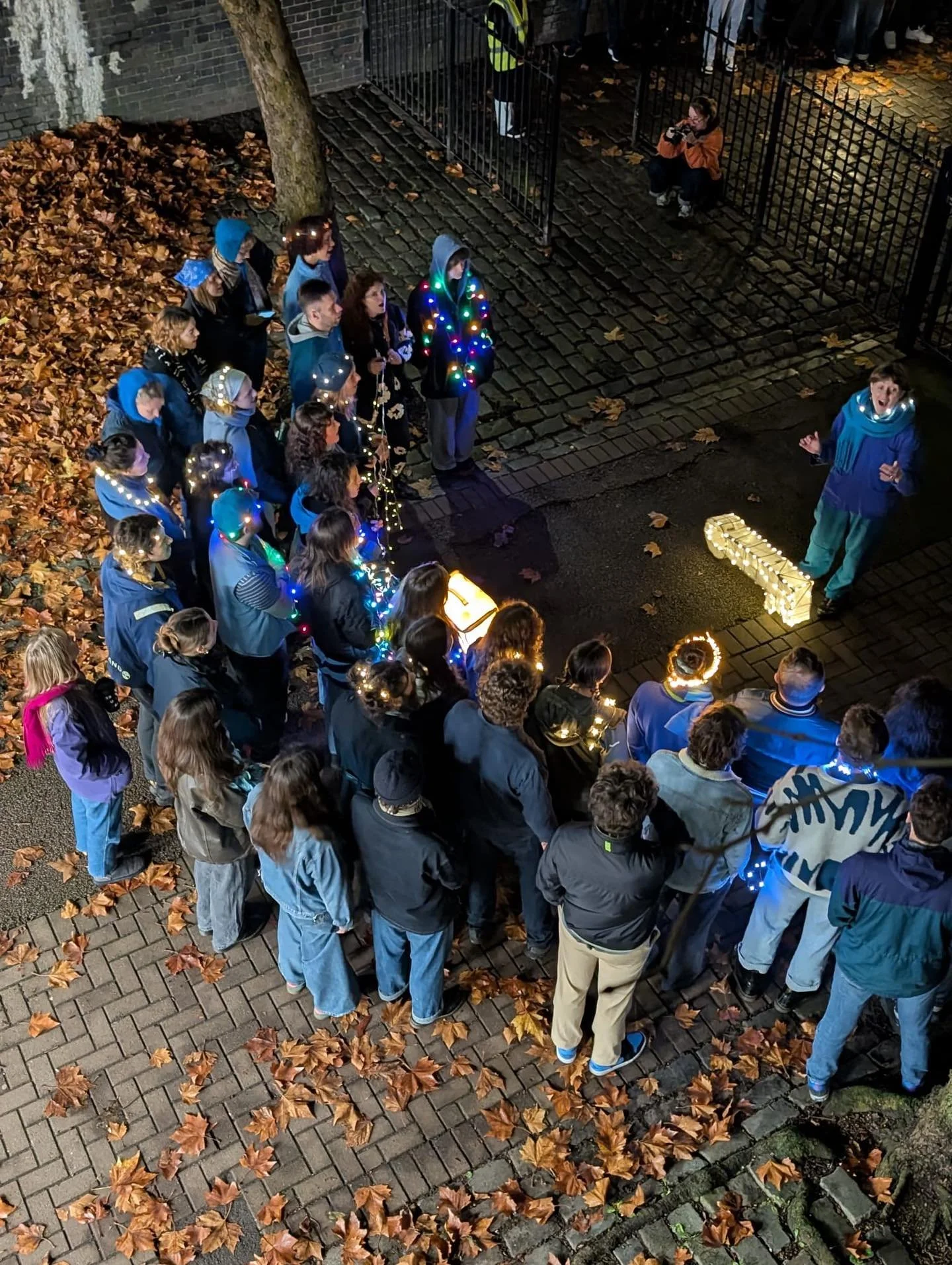 A portal into the glowing, nautical past of Russia Dock Woodlands, brought to life by @lightwhaleinternational 💧⭐️ Twas a huge pleasure to be a part of!
