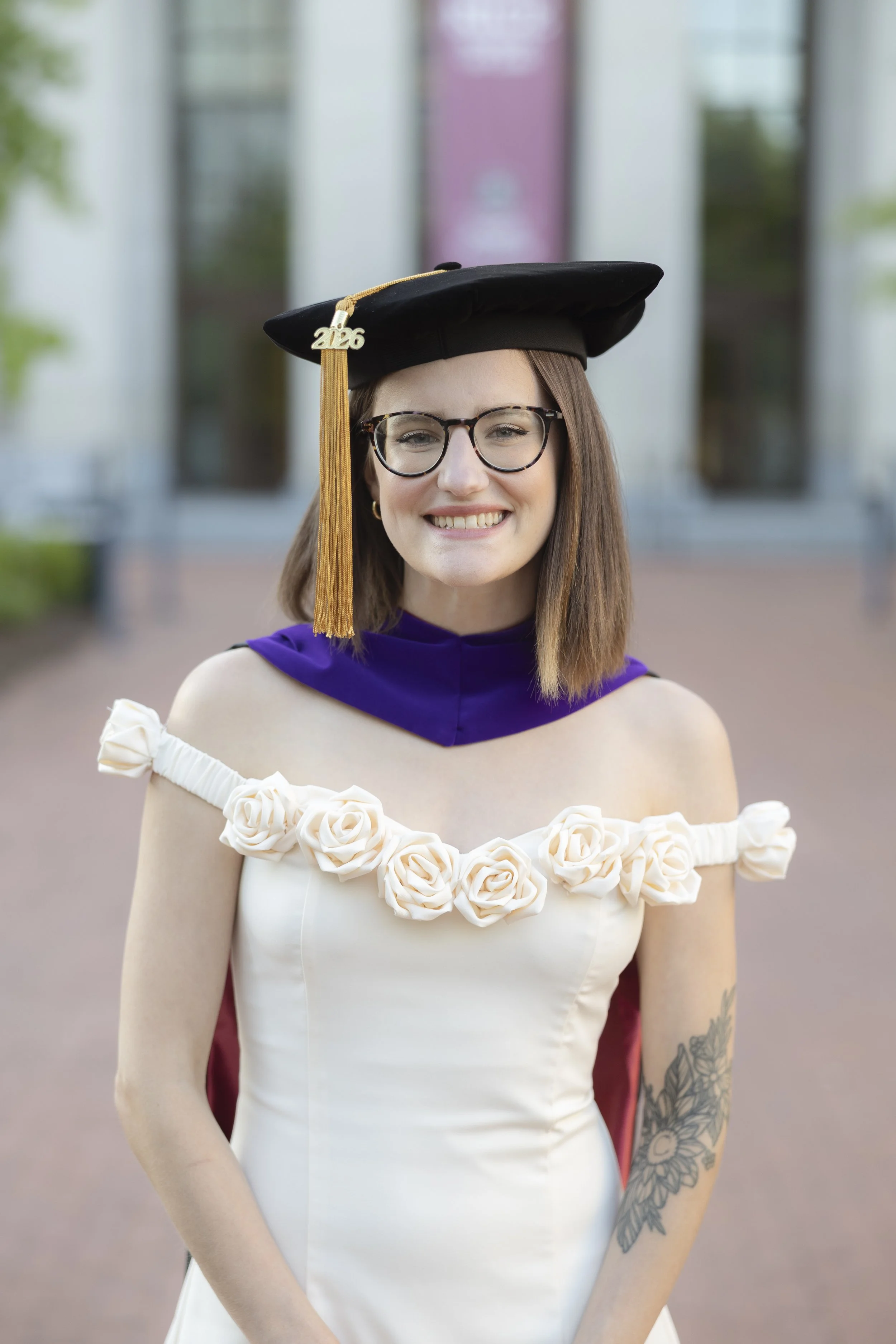 Meggie Cruser Grad Photos_28.jpg