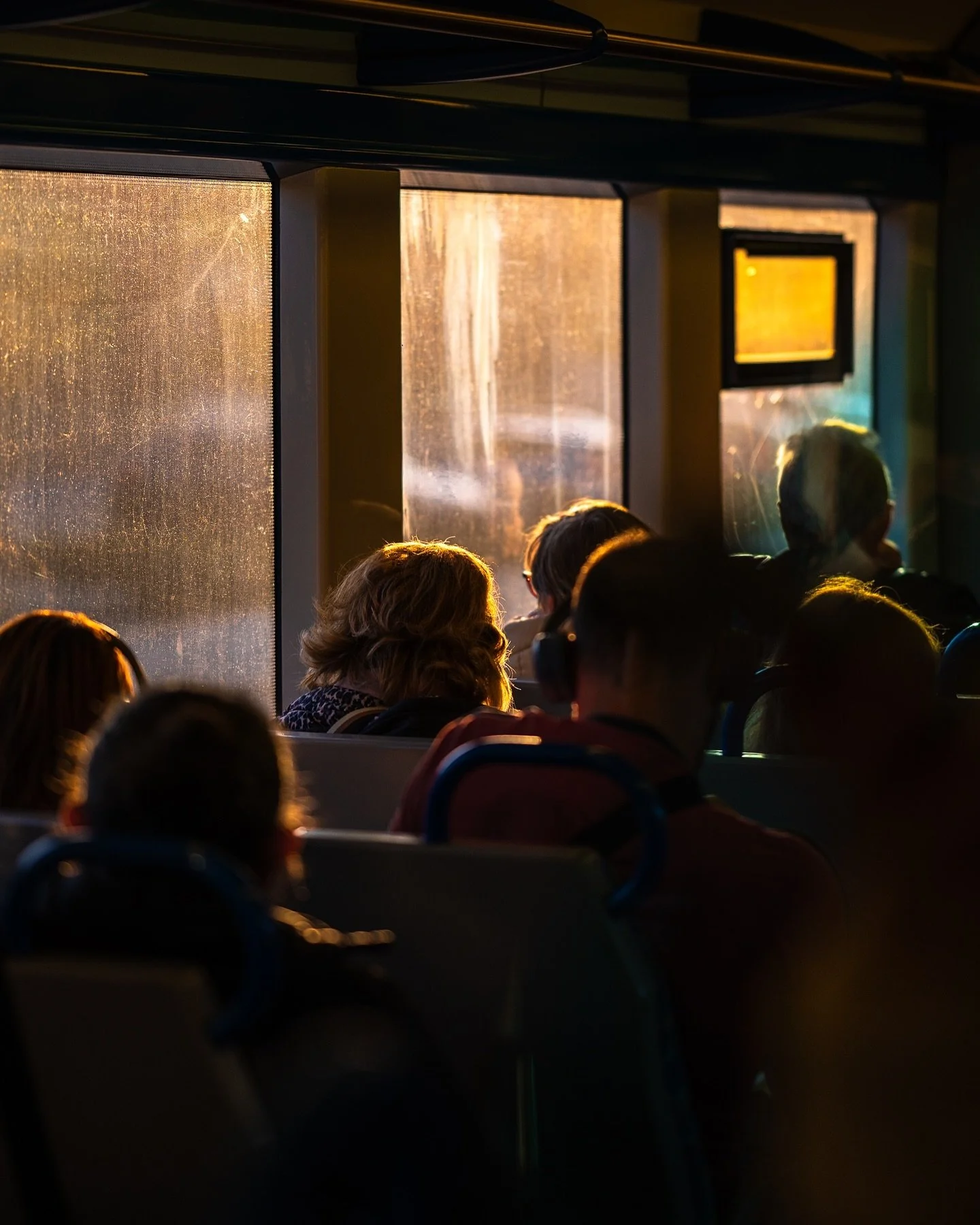 Golden Hours in Lisbon | Portugal | 2024

#Streetphotography #travelphotography #lisbonviews #goldenhour #nikonphotography #leicacamera #LeicaCameraDE
