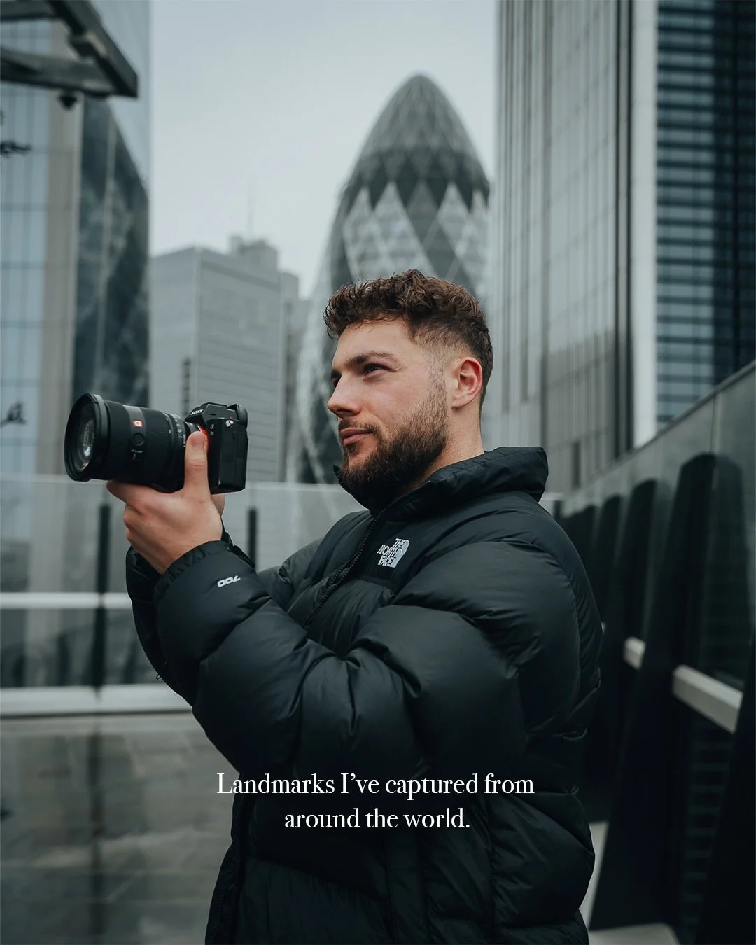 Blessed to have been able to witness and capture so many beautiful places from around the world 🌍 Here&rsquo;s a bunch of my favourites that I&rsquo;ve captured so far: 

🇬🇧 Tower Bridge, London
🇦🇪 Sheikh Zayed Mosque, Abu Dhabi
🇺🇸 Empire Stat