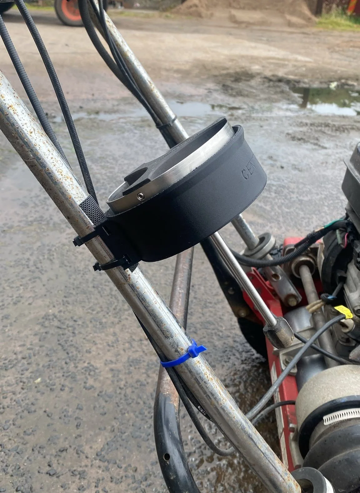 Hand mower.jpeg