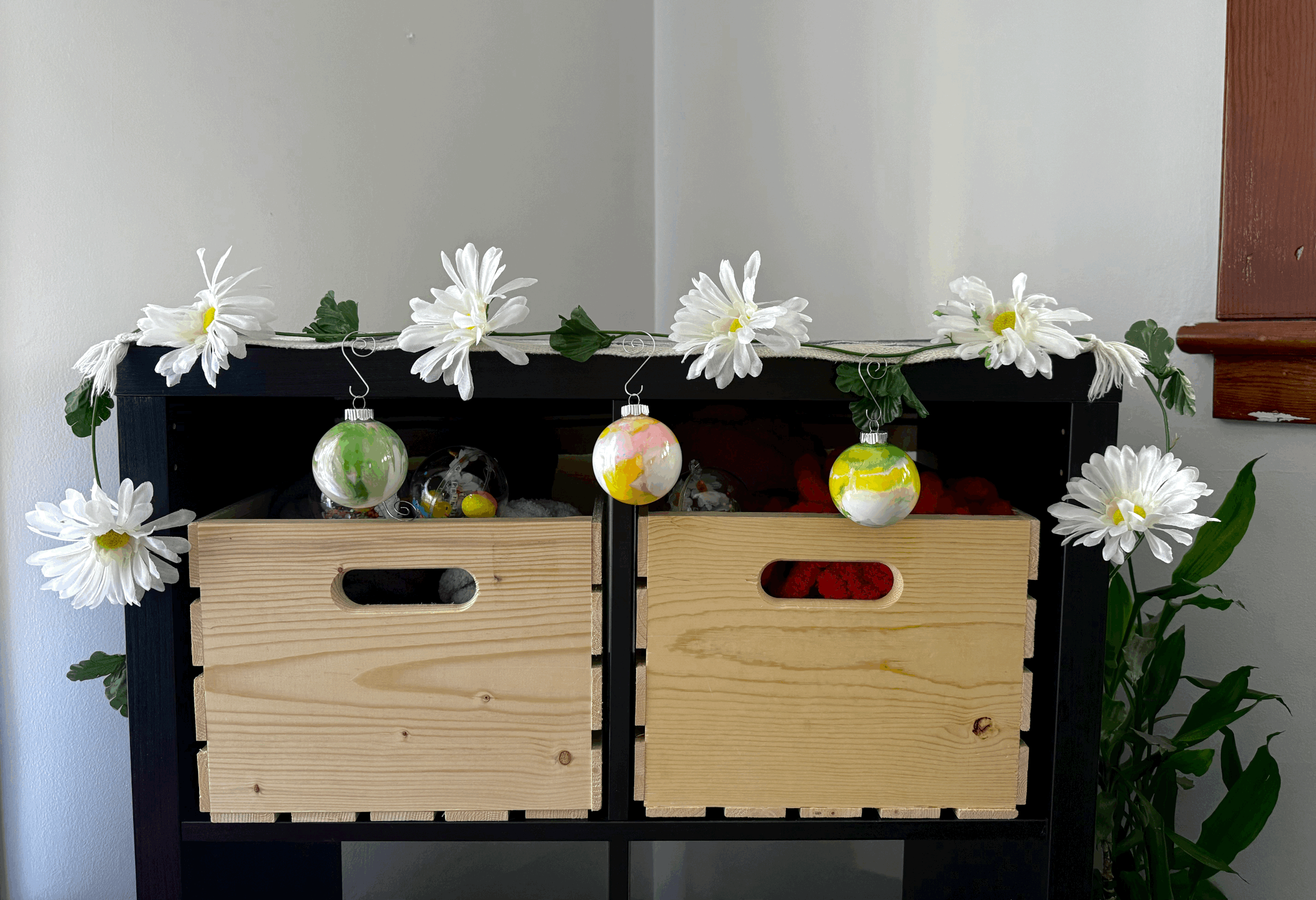 Marbled Spring Ornaments