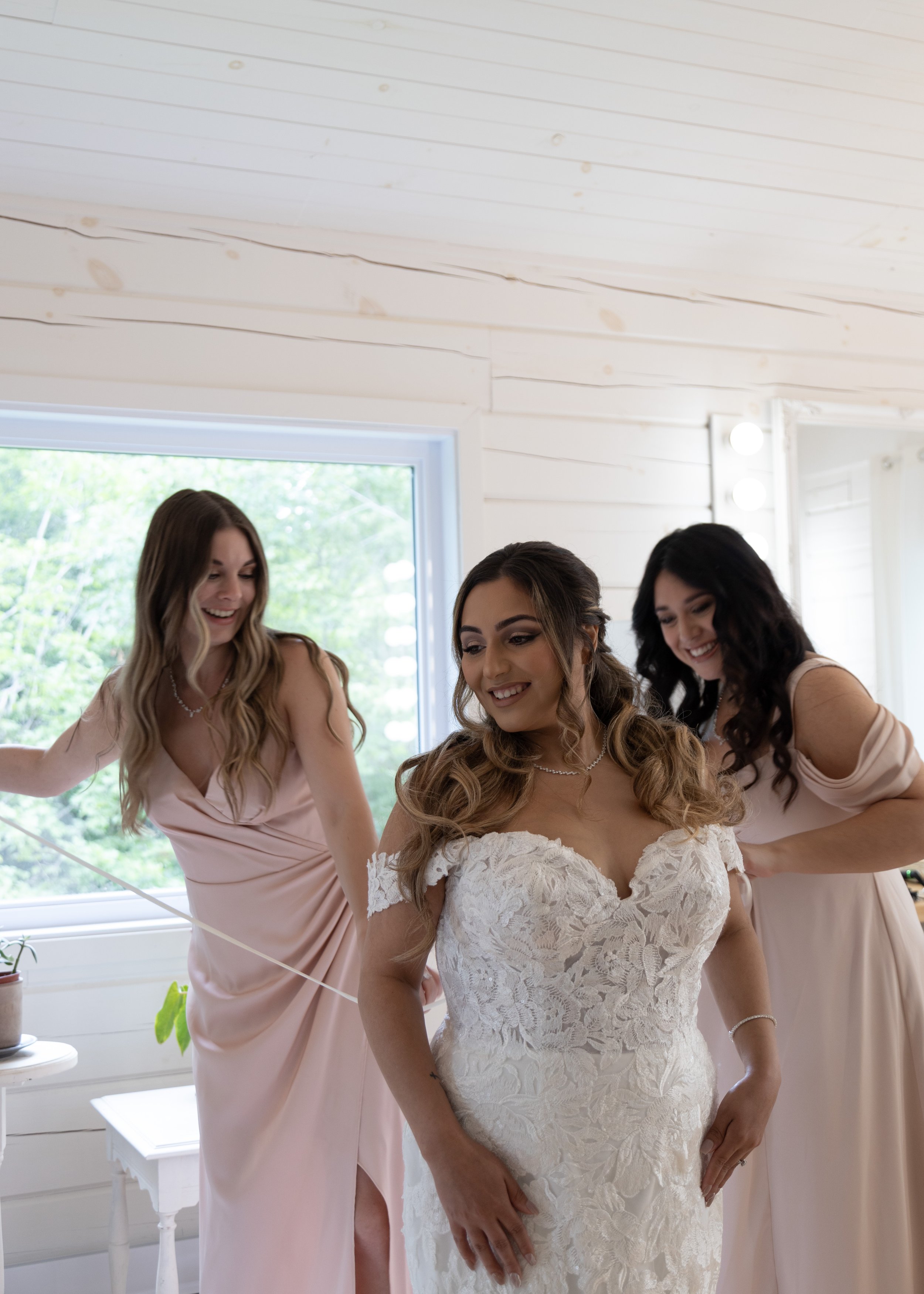 Wedding Portfolio 2024-03.jpg