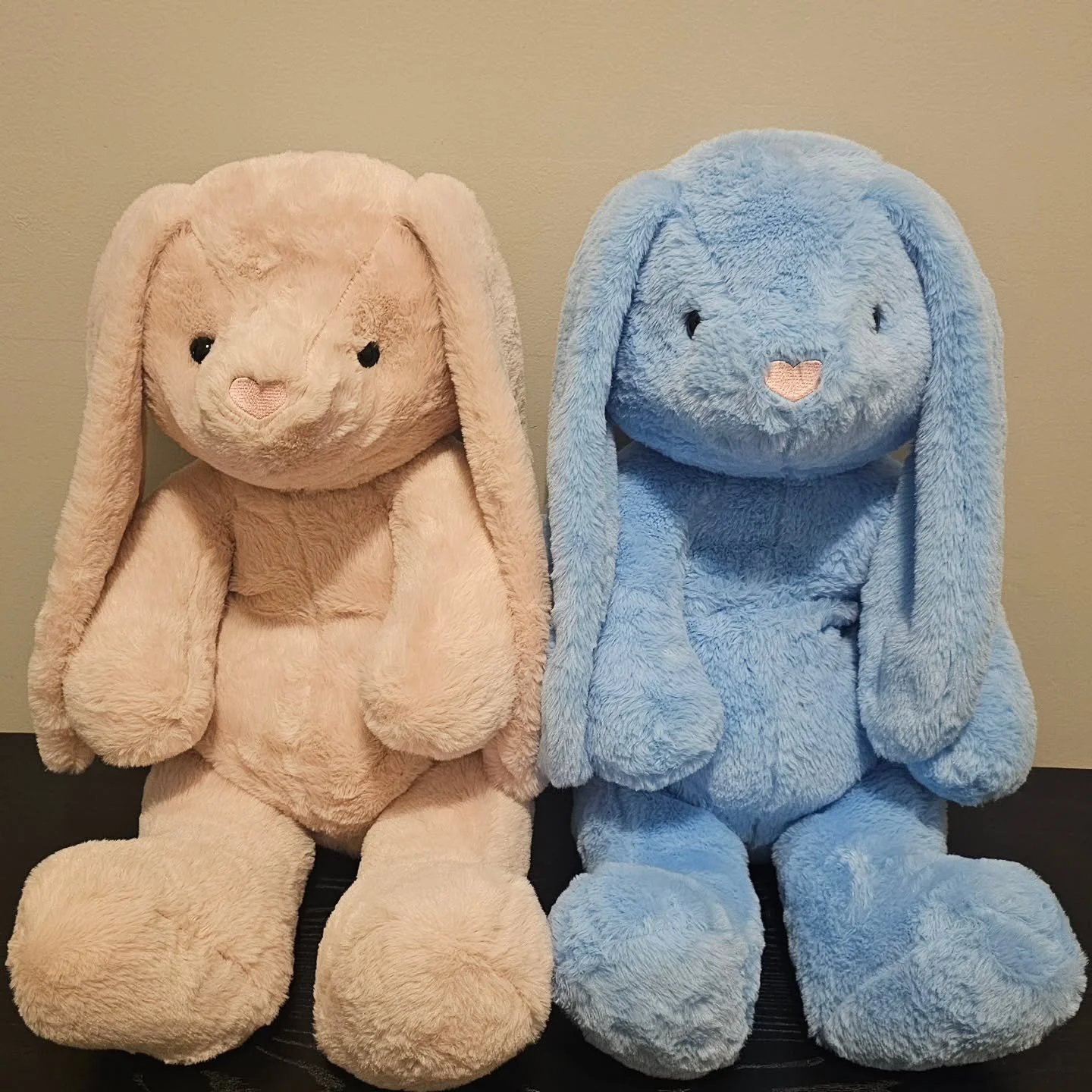 Hop into our March giveaway! 🐰🌷
We are so egg-cited to celebrate your new arrival! To say thank you, we&rsquo;re giving away two special Easter prizes to our March clients.
The Goods:
Two lucky winners who book and keep their appointment in March w