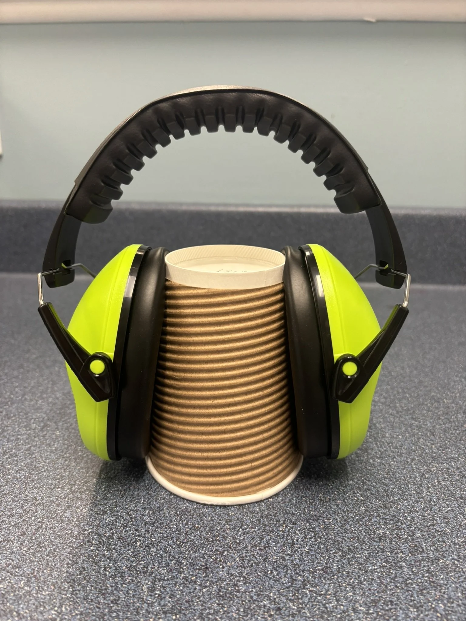 S03 #1 Noise Cancelling Headphones (Green)