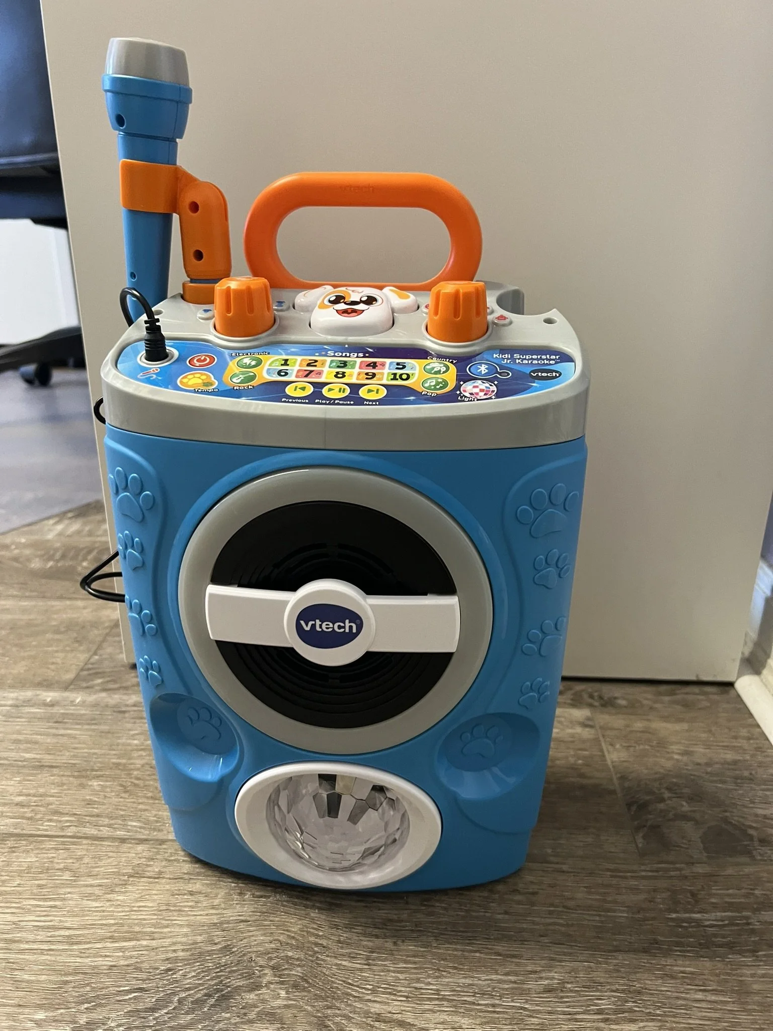 M03-Karaoke Machine